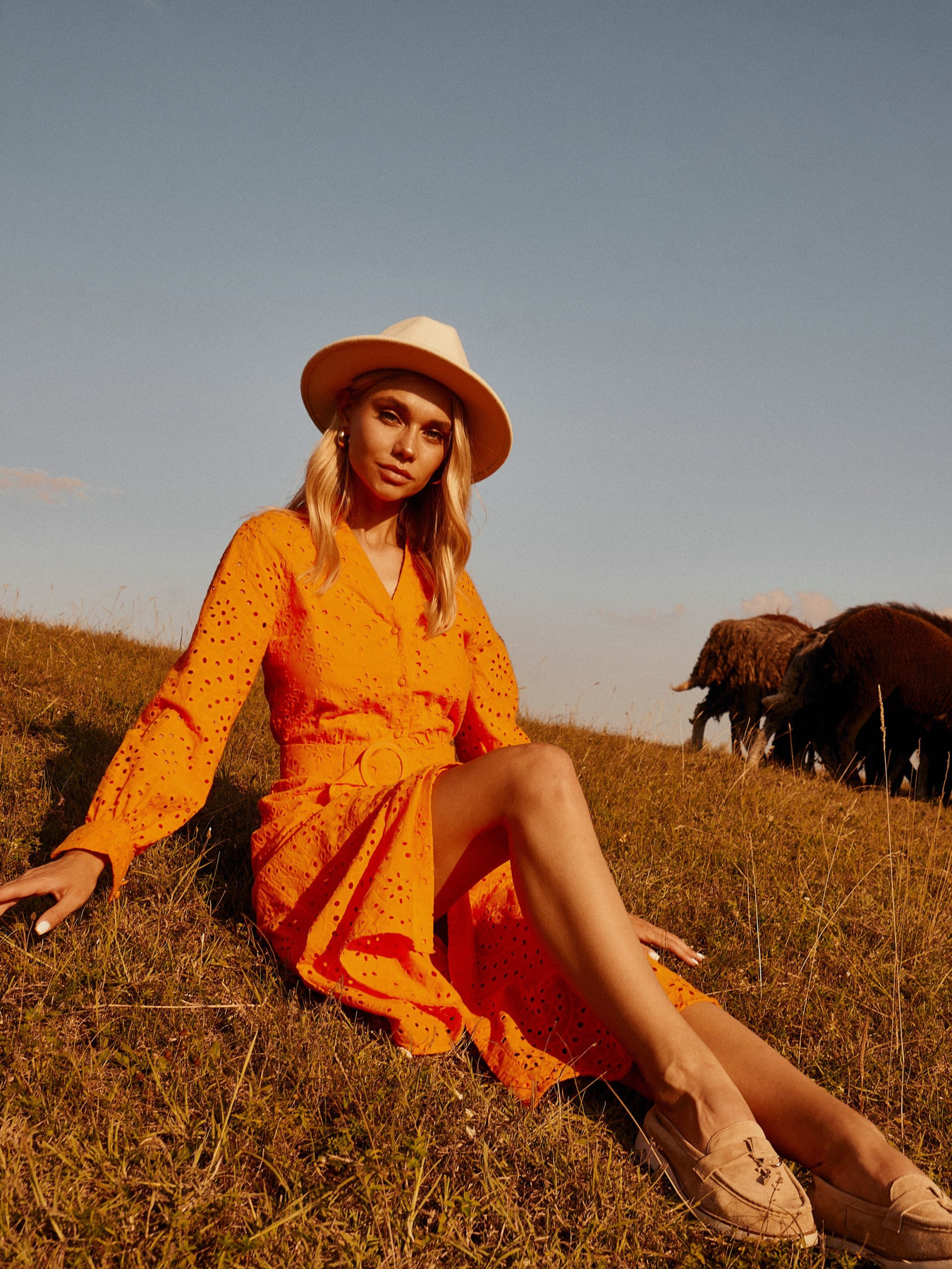 Платье миди Gepur модель 42498 Платье миди Gepur модель 42498 Фото