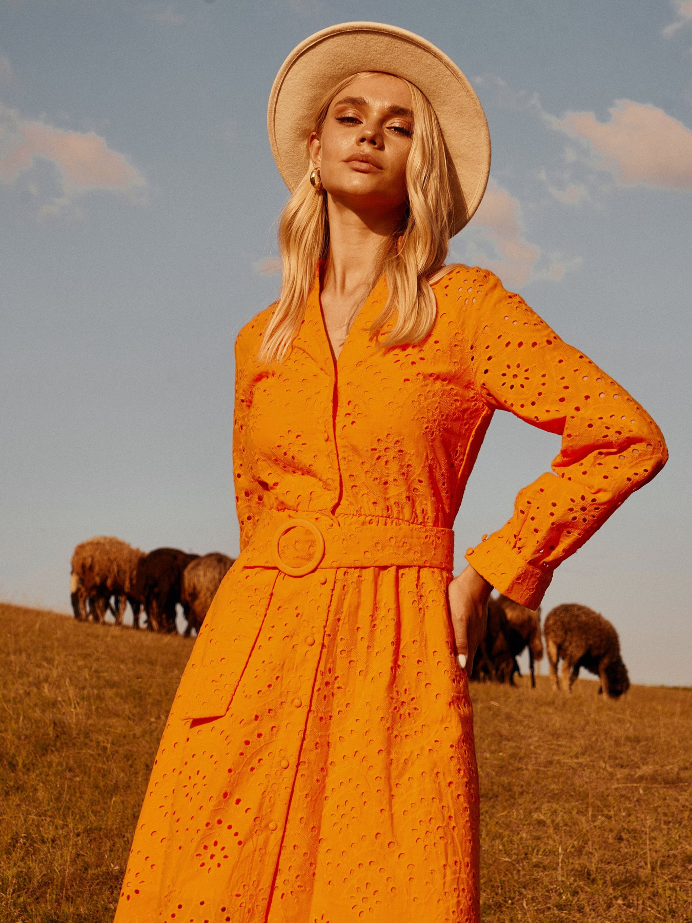 Платье миди Gepur модель 42498 Платье миди Gepur модель 42498 Фото