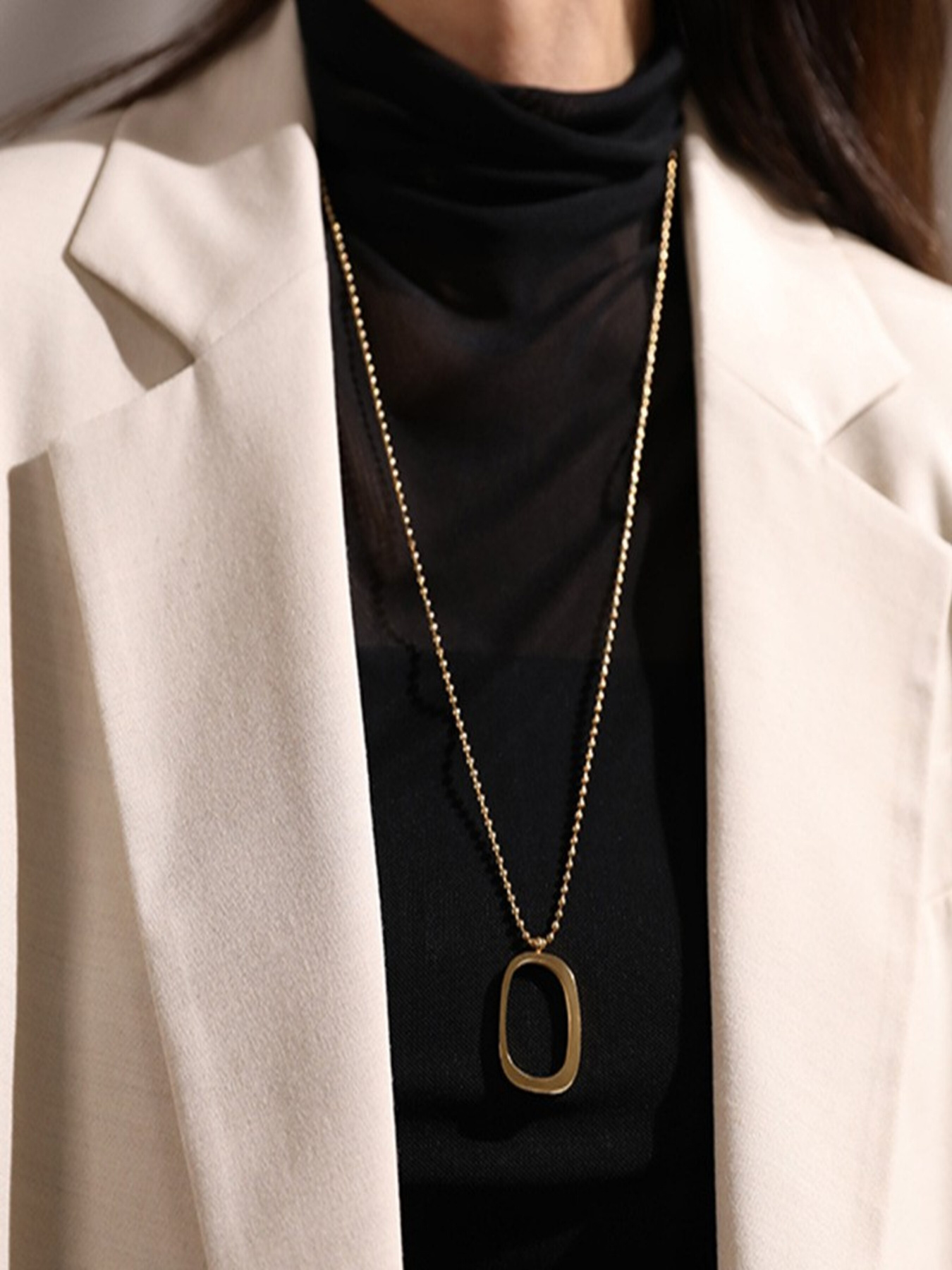 Цепочки ISSA Plus модель AK-58_gold. Фото