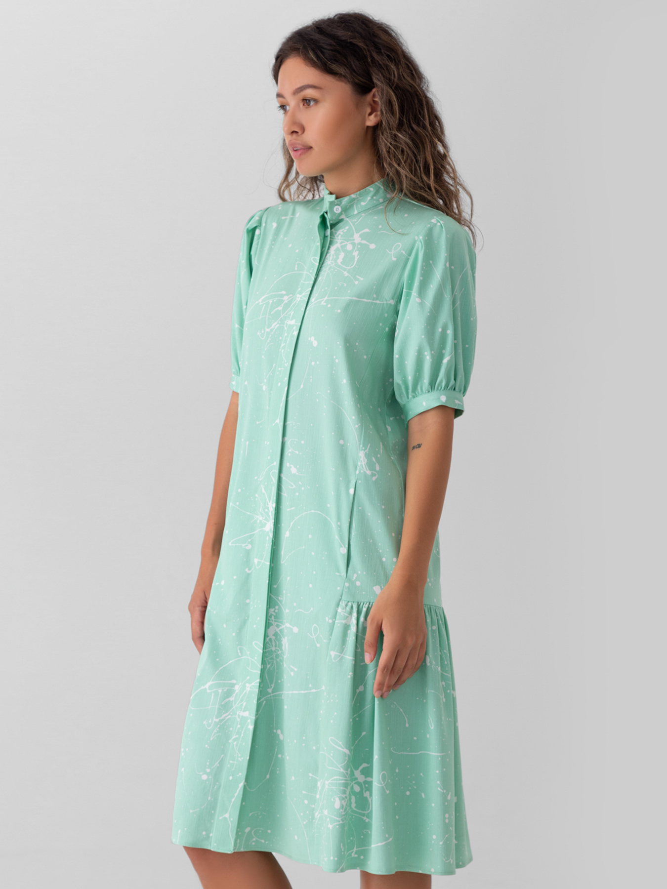 Платье мини Arber модель W22.22.32.223 Платье мини Arber модель W22.22.32.223 Фото