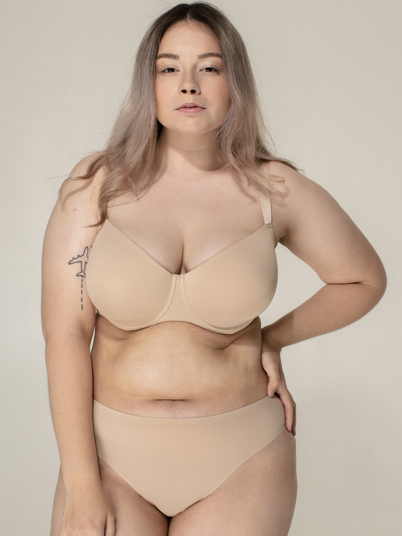 Бюстгальтер Brabrabra модель SLZ19801033_nude Фото