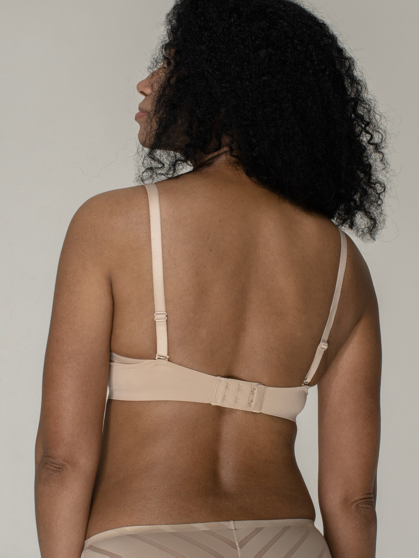 Бюстгальтер Brabrabra модель SLZ19801076_nude Фото