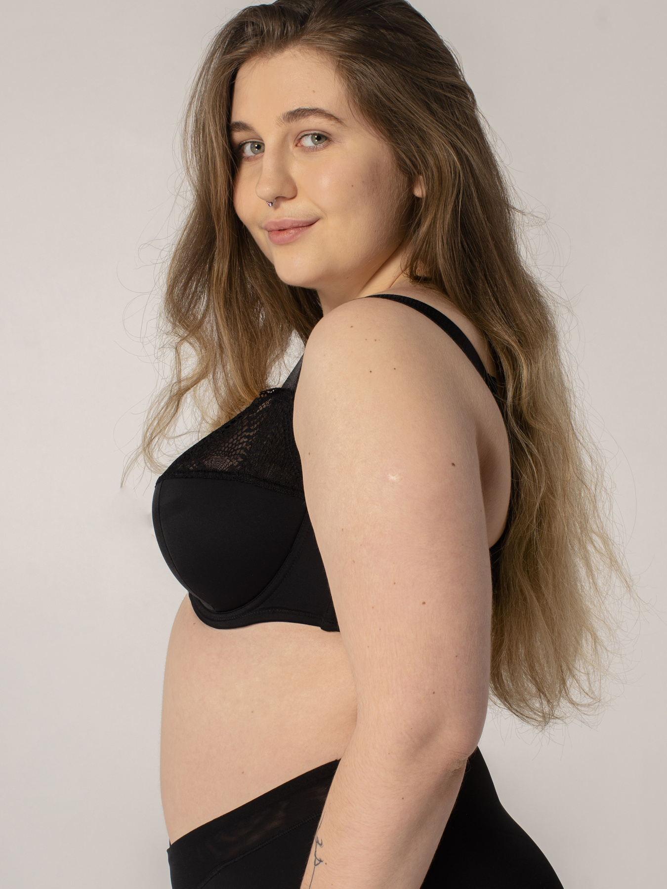 Бюстгальтер Brabrabra модель SLZ23101055_black Фото