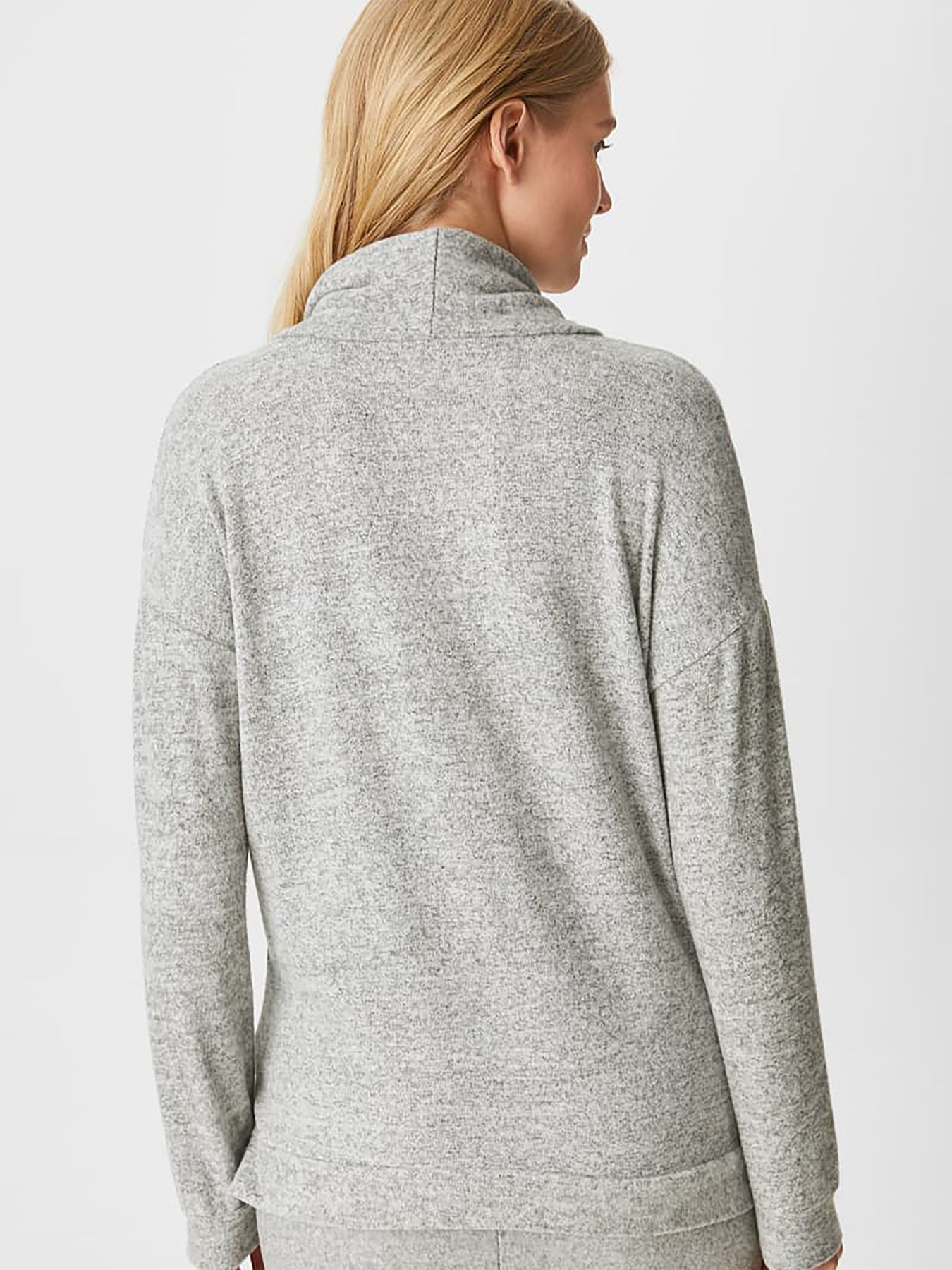 Светр C&A модель 63063 Фото