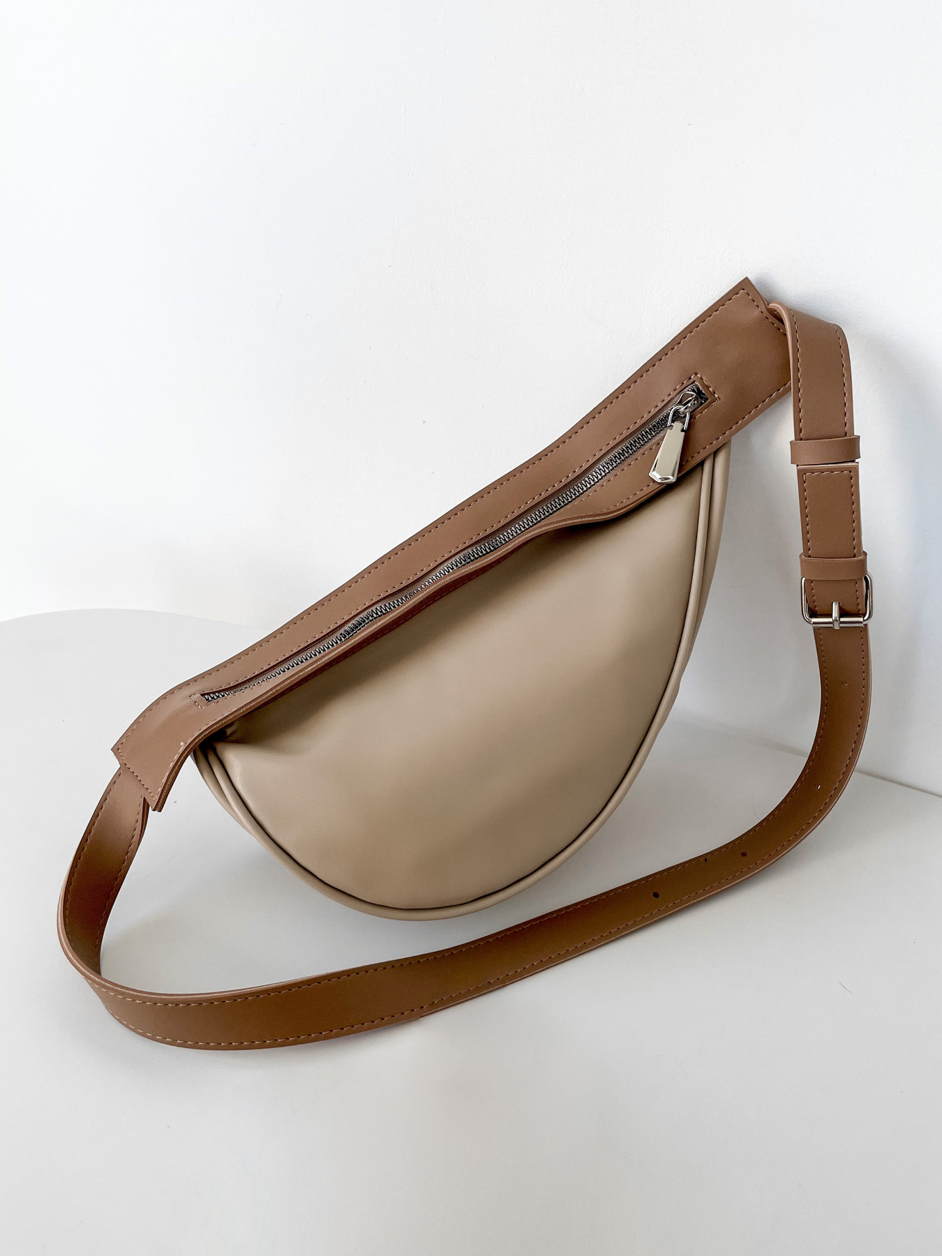 Кросс-боди Romashka модель 101012499191 Фото