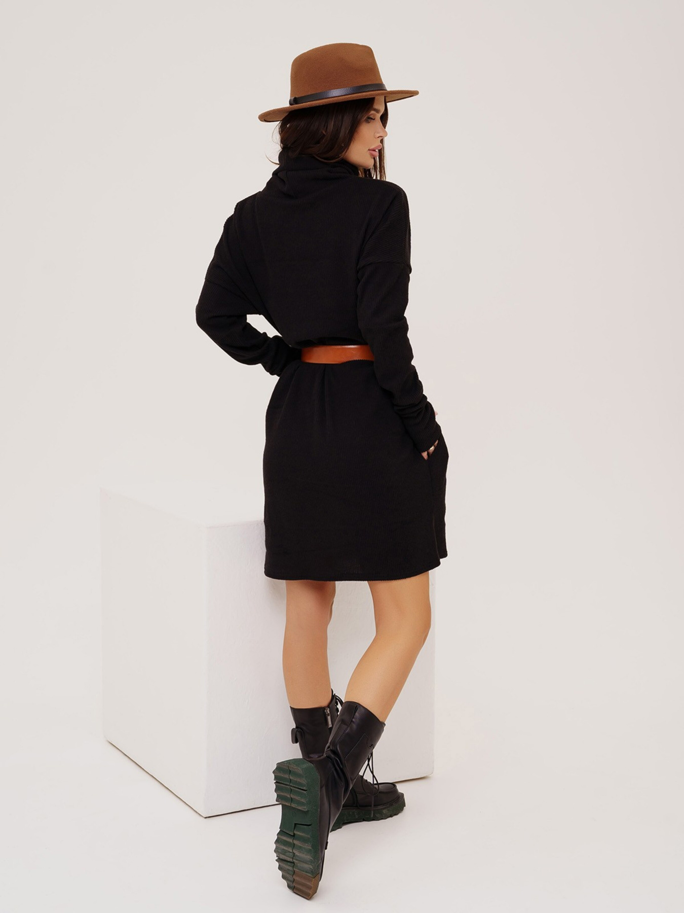 Платье мини ISSA Plus модель 13530_black Фото