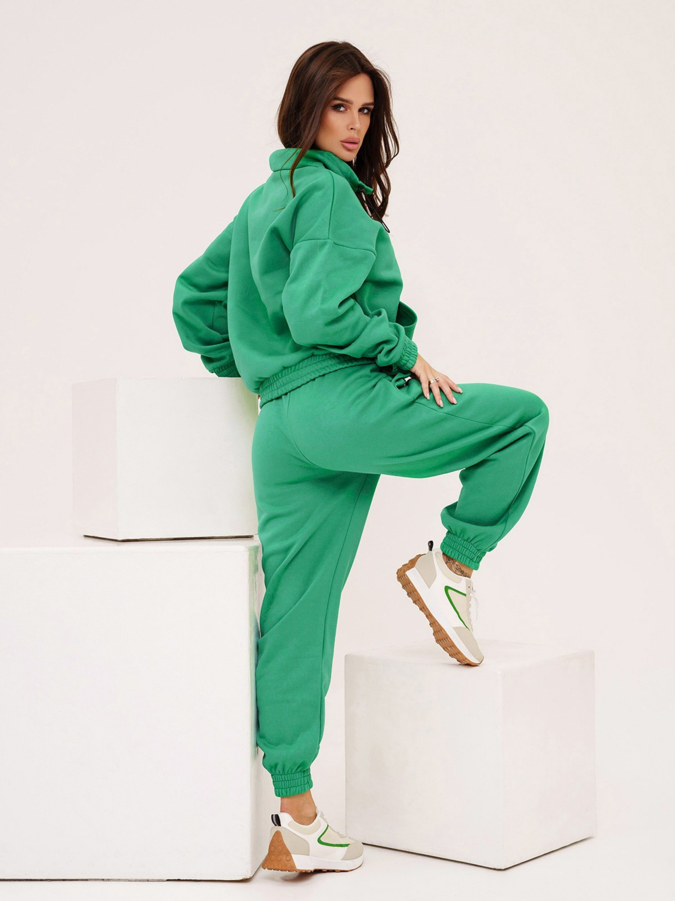 Спортивный костюм ISSA Plus модель 13555_green Спортивный костюм ISSA Plus модель 13555_green Фото