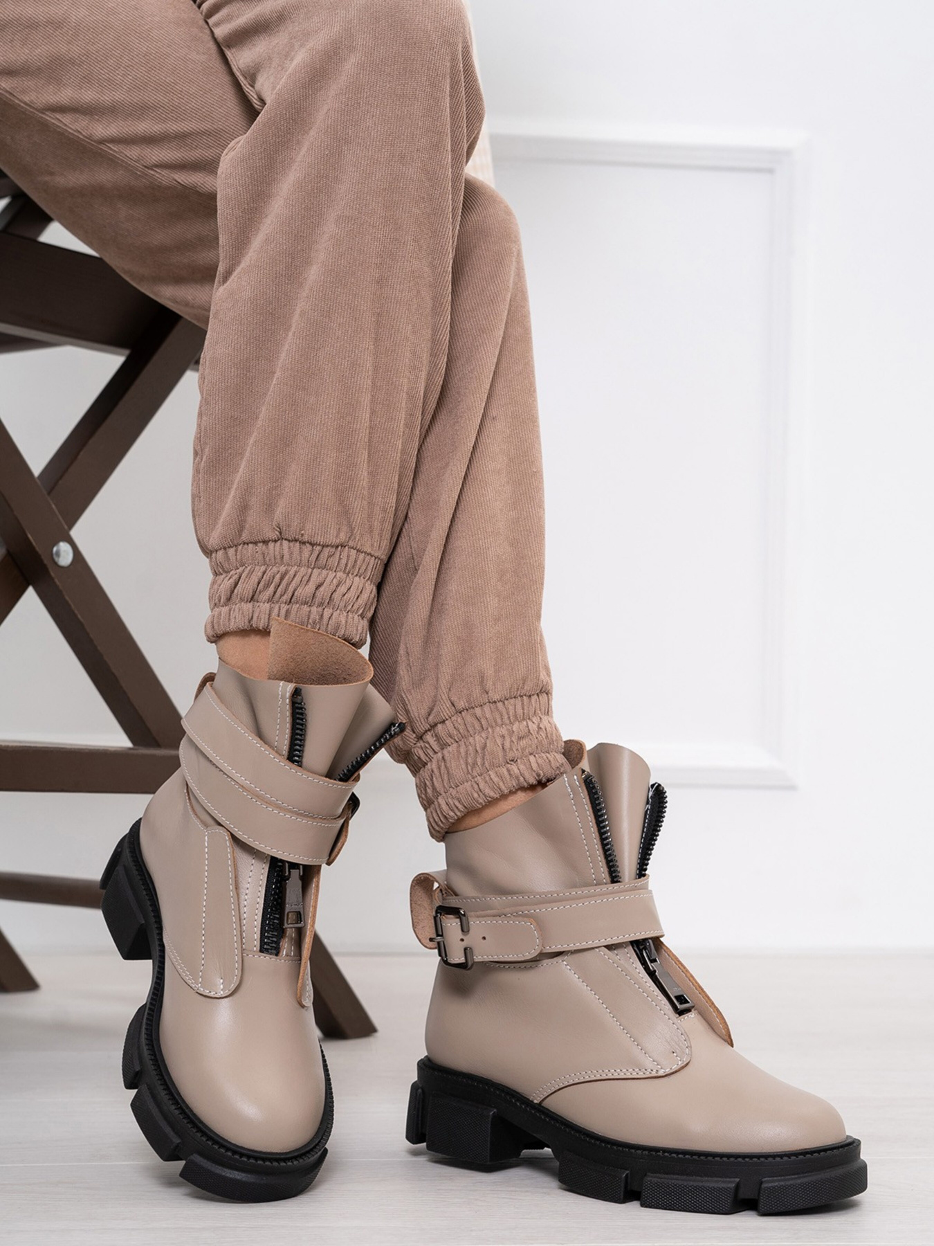 Ботинки ISSA Plus модель OB2-112_beige Фото