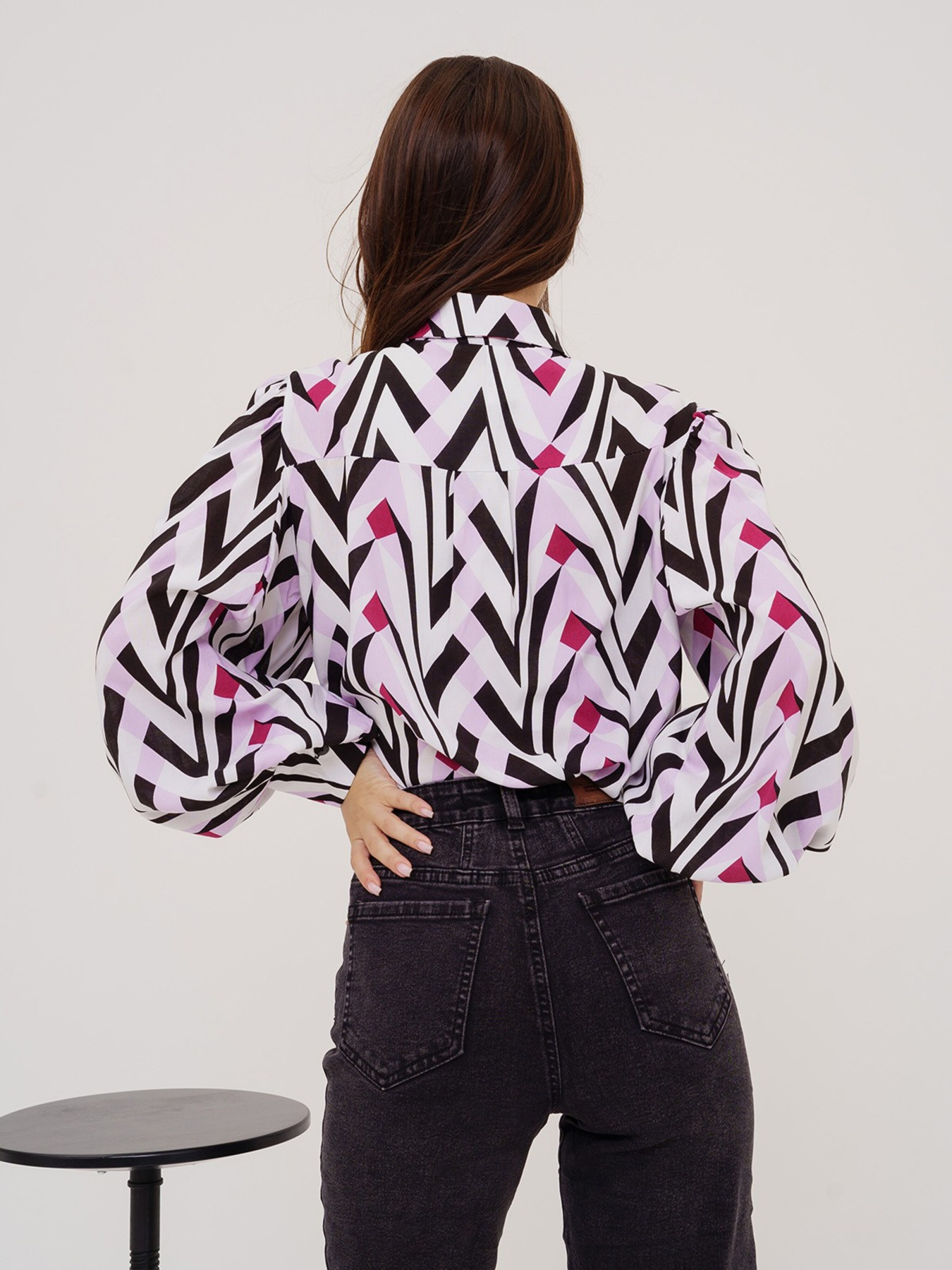 Сорочка ISSA Plus модель SA-423_lilac Фото