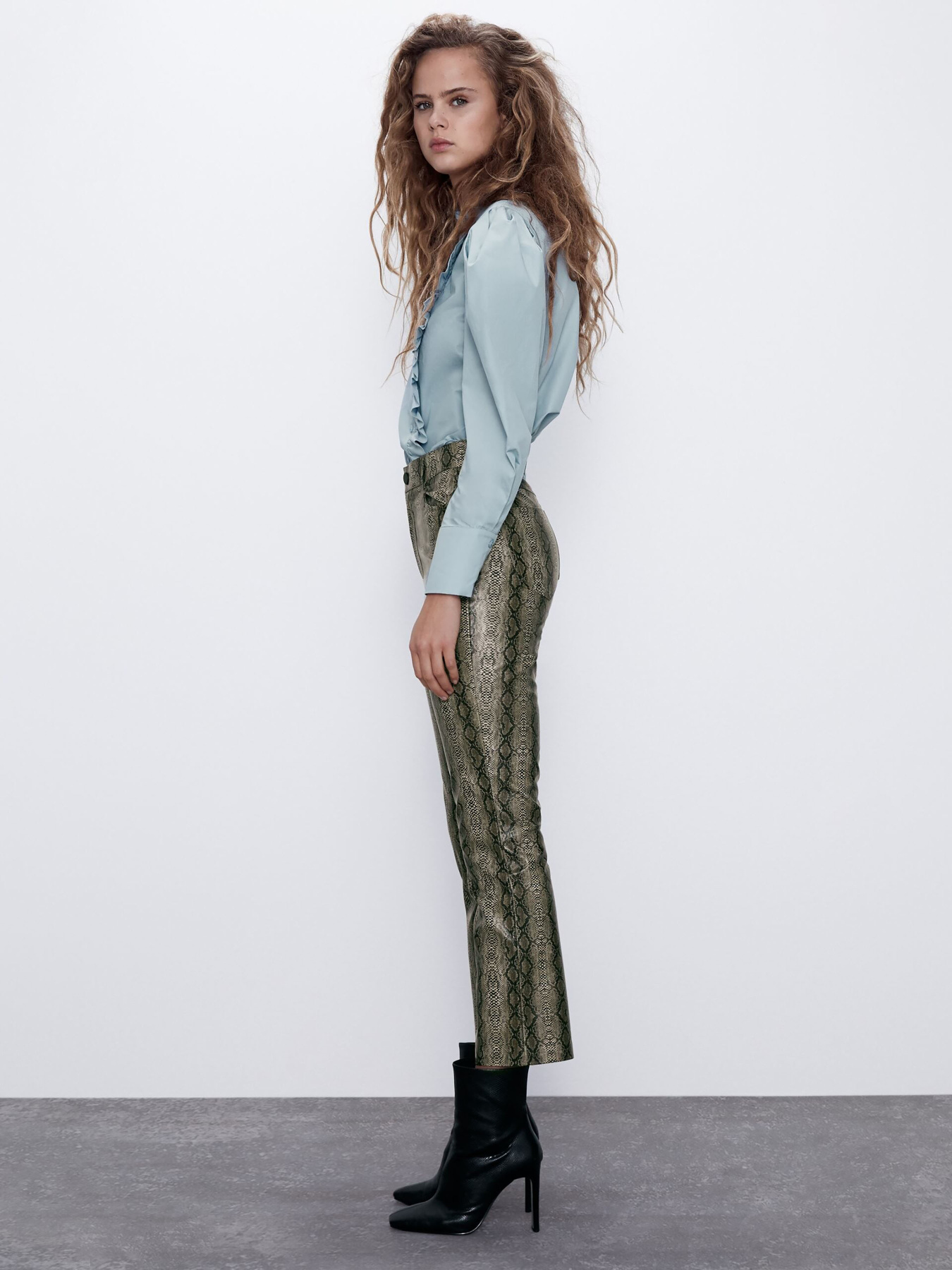 Повседневные штаны ZARA модель 65037 Фото