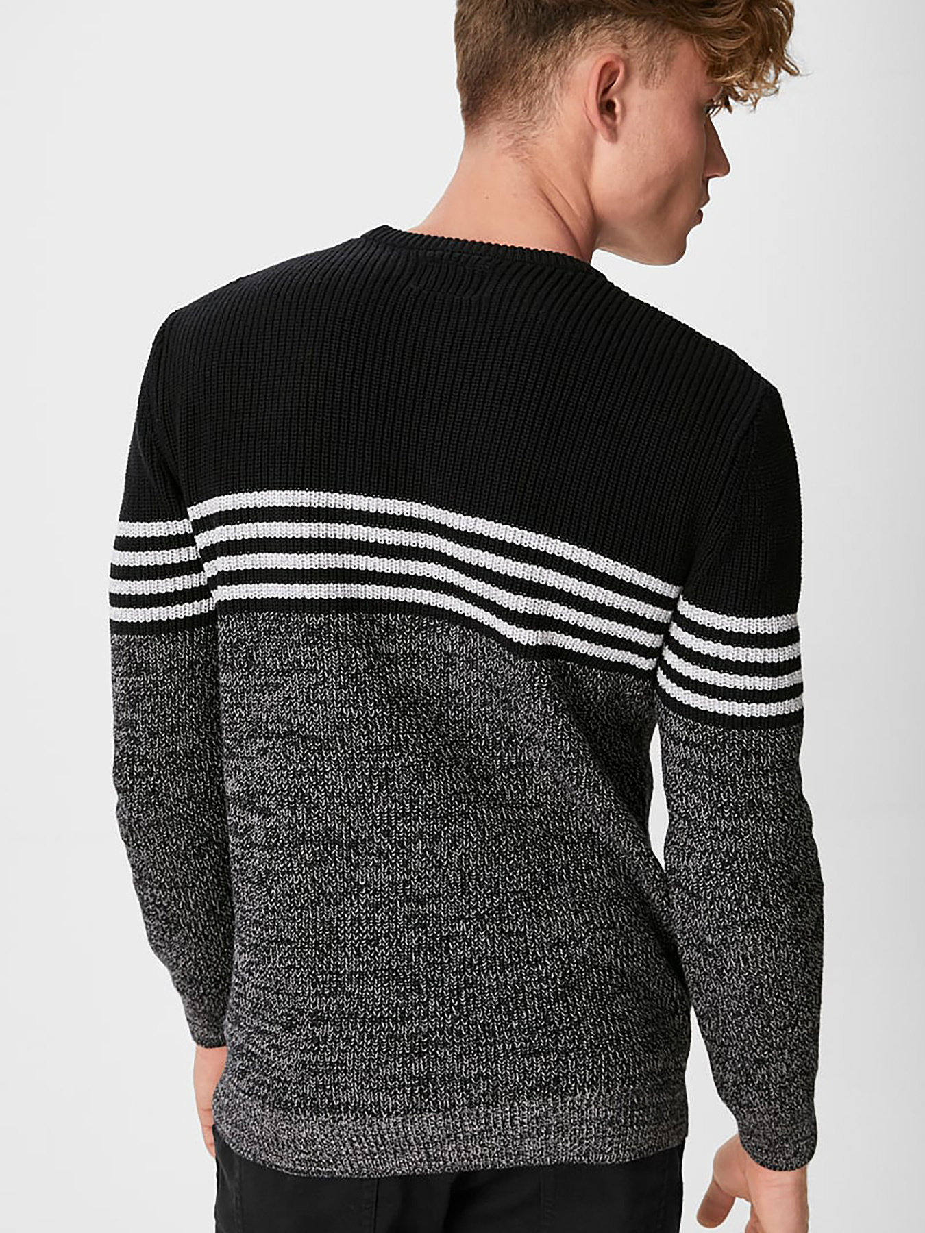 Джемпер C&A модель 62221 Фото