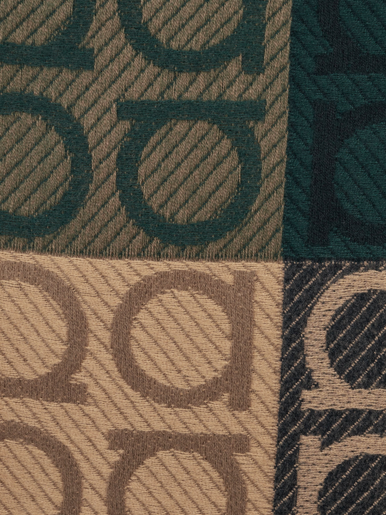 Шарф Regina Notte модель 4000000057493 Фото