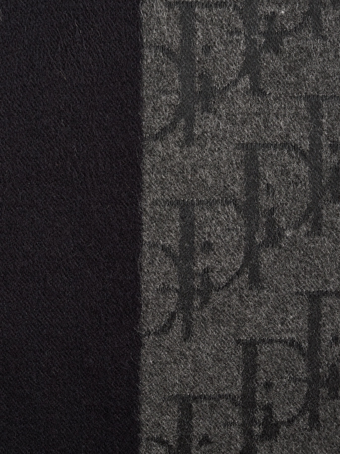 Шарф Regina Notte модель 4000000173016 Фото