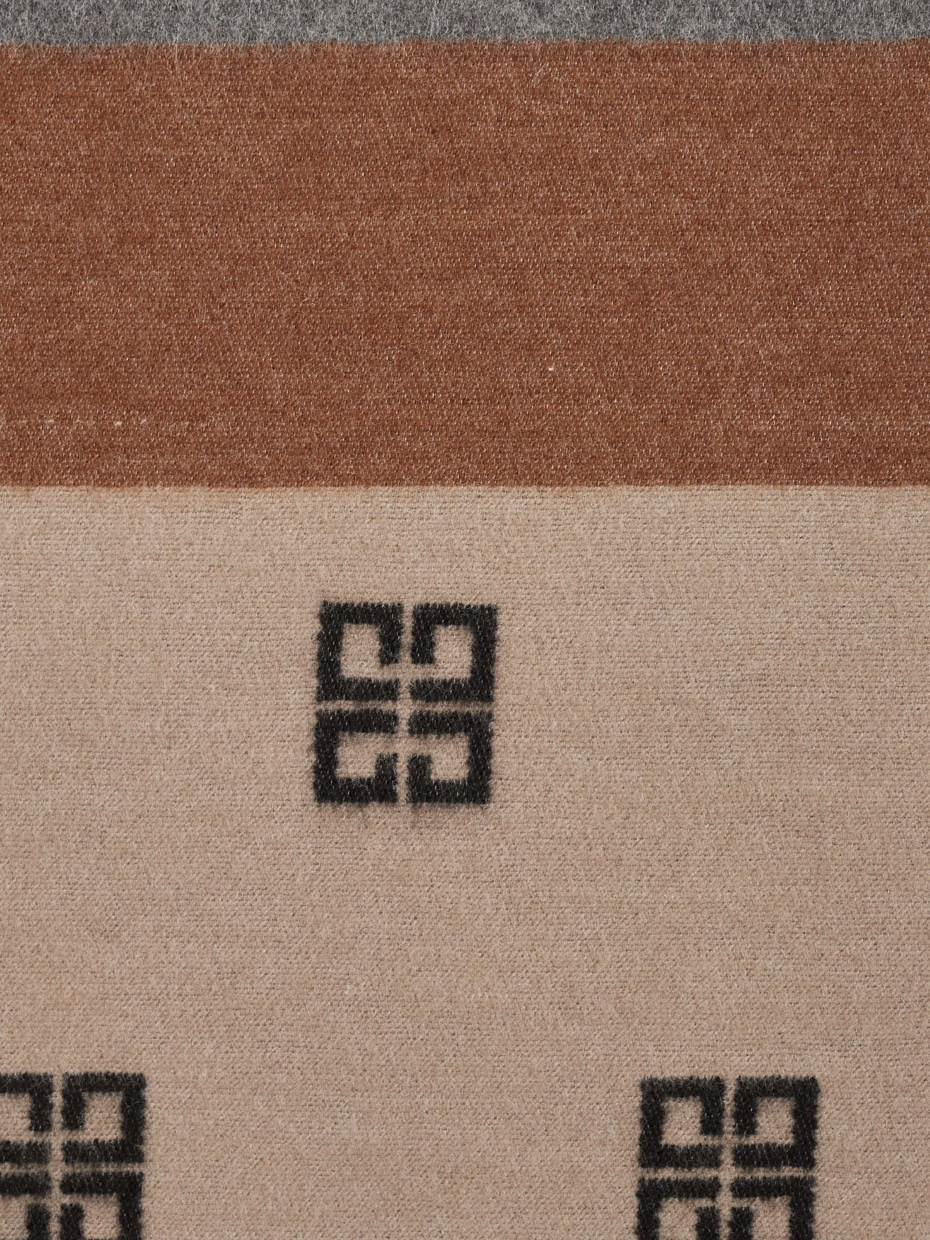 Шарф Regina Notte модель 4000000093918 Фото