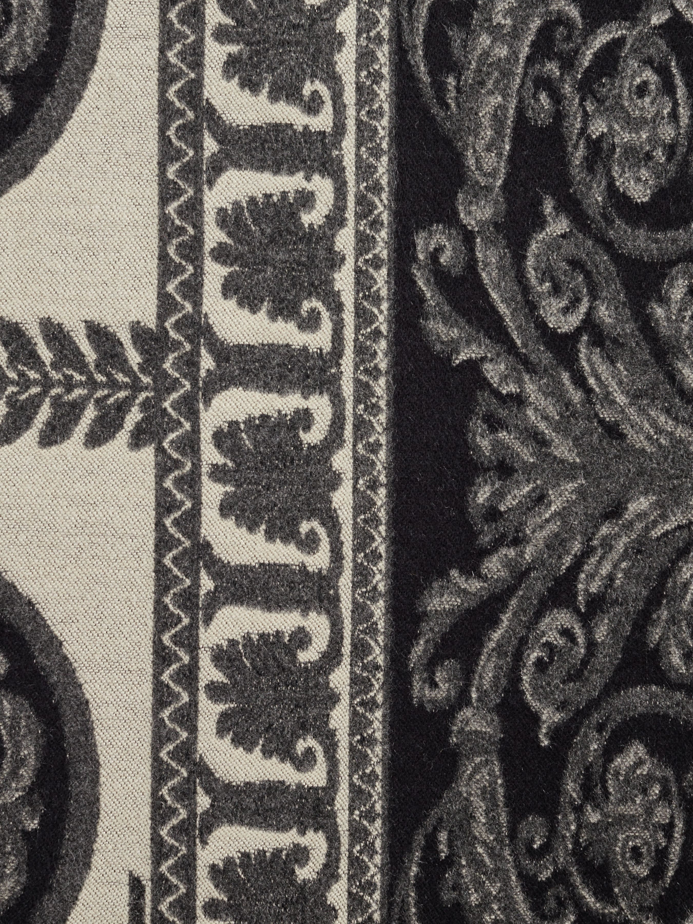 Шарф Regina Notte модель 4000000179049 Фото