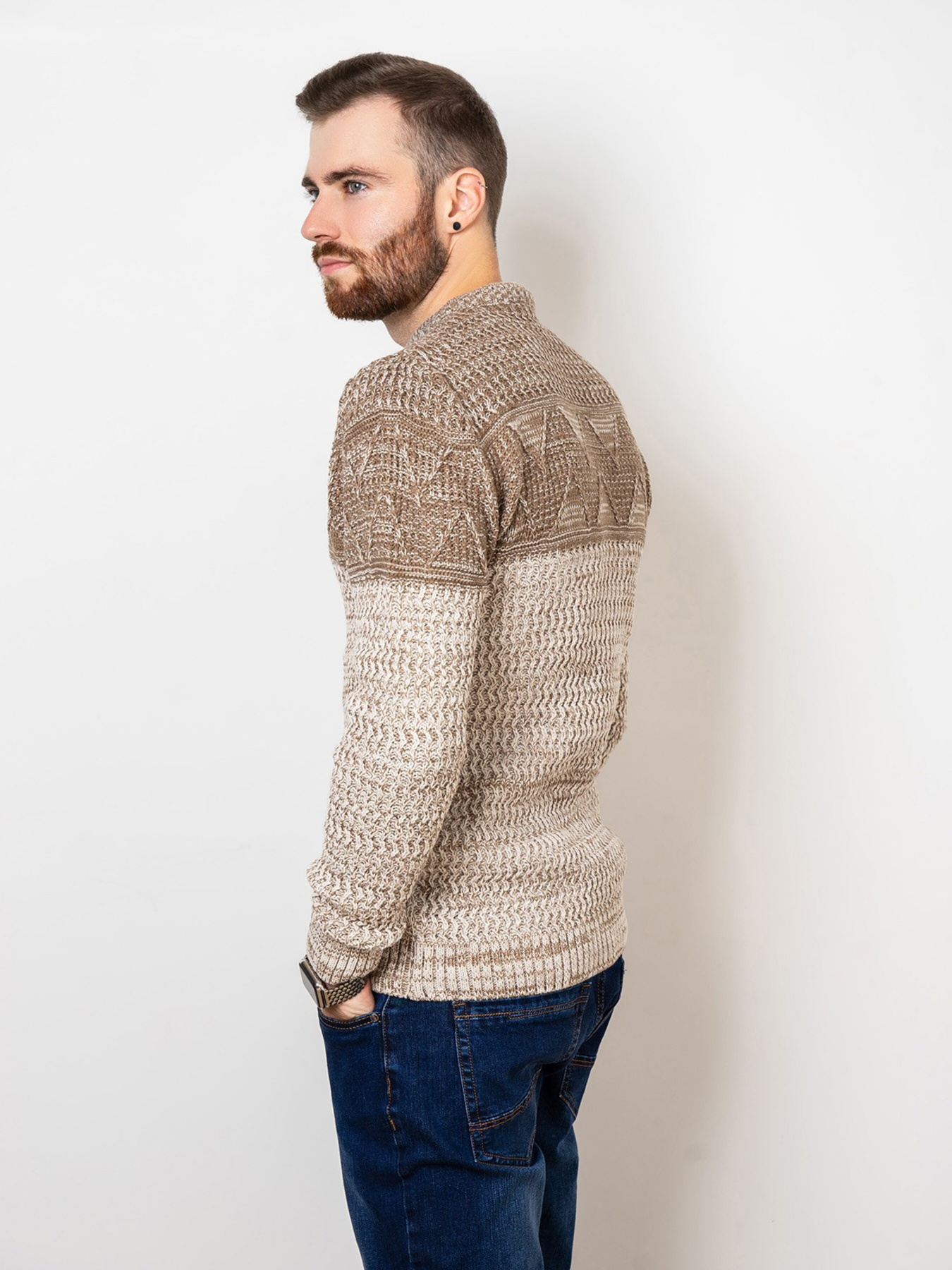 Свитер ISSA Plus модель GN4-54_beige Фото