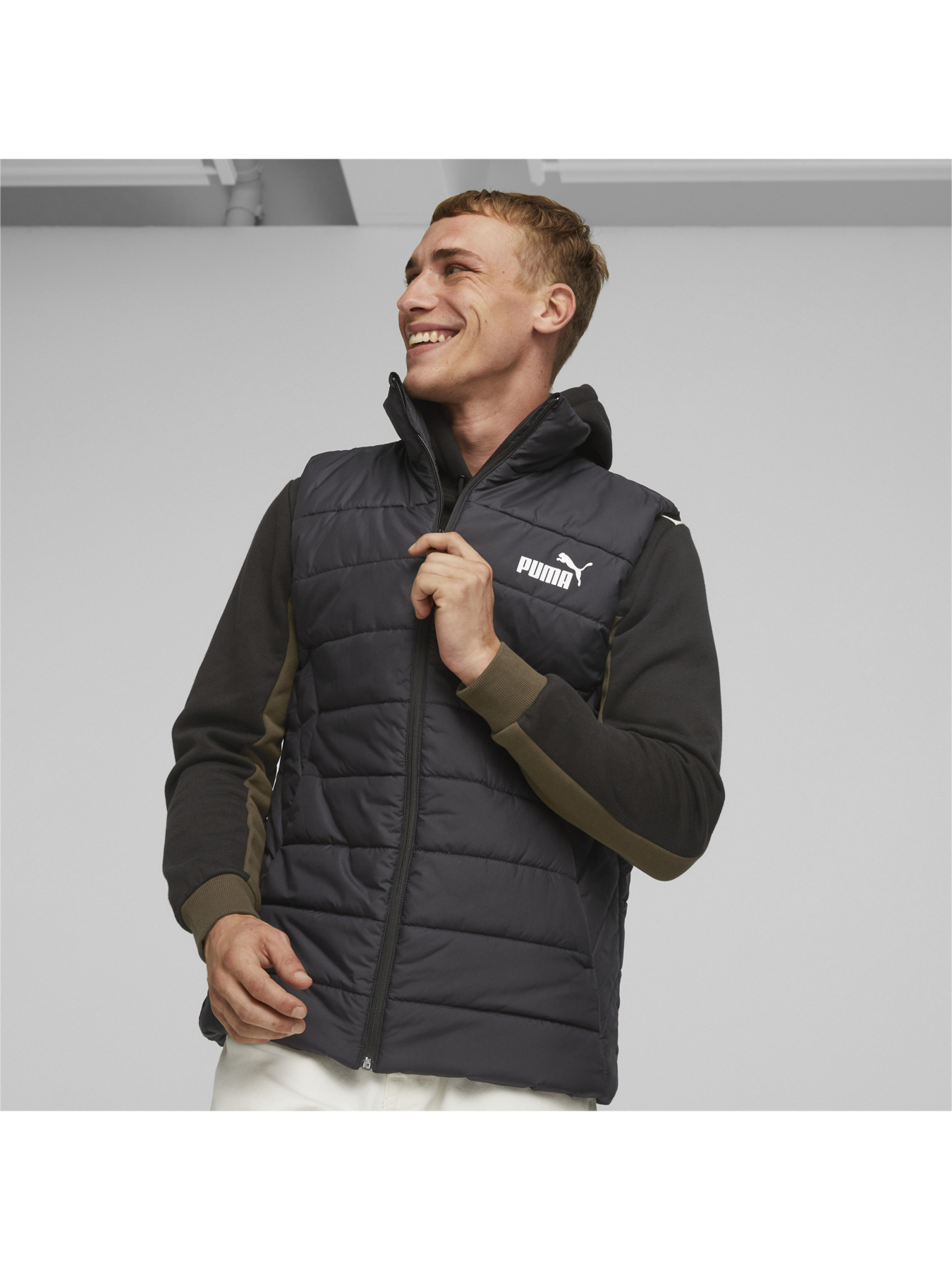 Утепленный жилет PUMA Ess Padded Vest модель 848939 Утепленный жилет PUMA Ess Padded Vest модель 848939 Фото