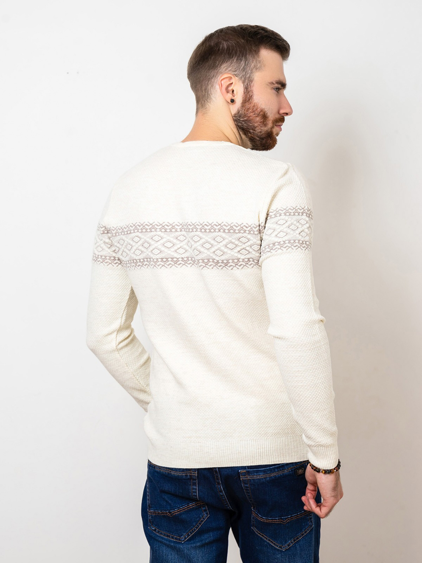 Джемпер ISSA Plus модель GN4-75_milky. Джемпер ISSA Plus модель GN4-75_milky. Фото