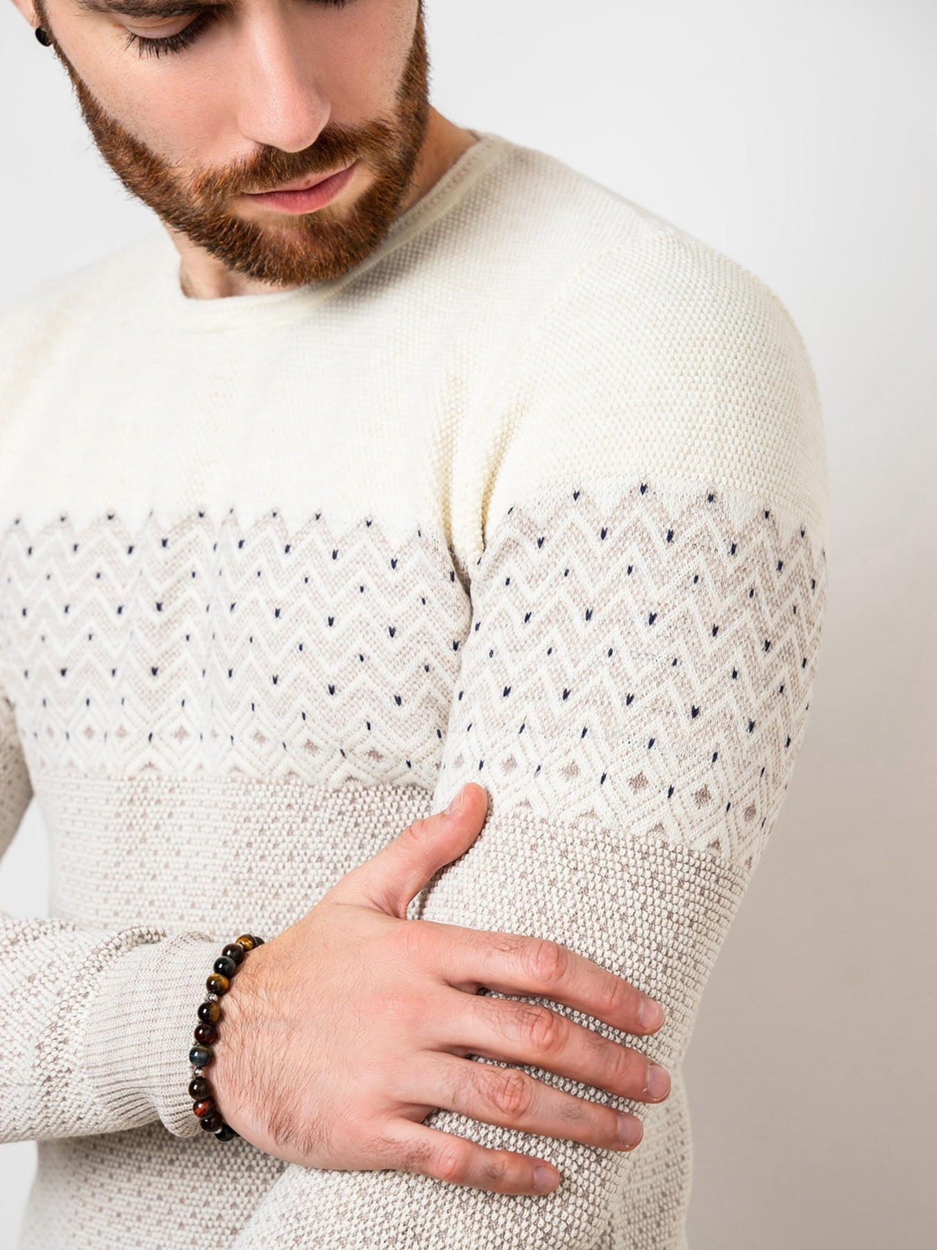 Джемпер ISSA Plus модель GN4-77_milky. Джемпер ISSA Plus модель GN4-77_milky. Фото