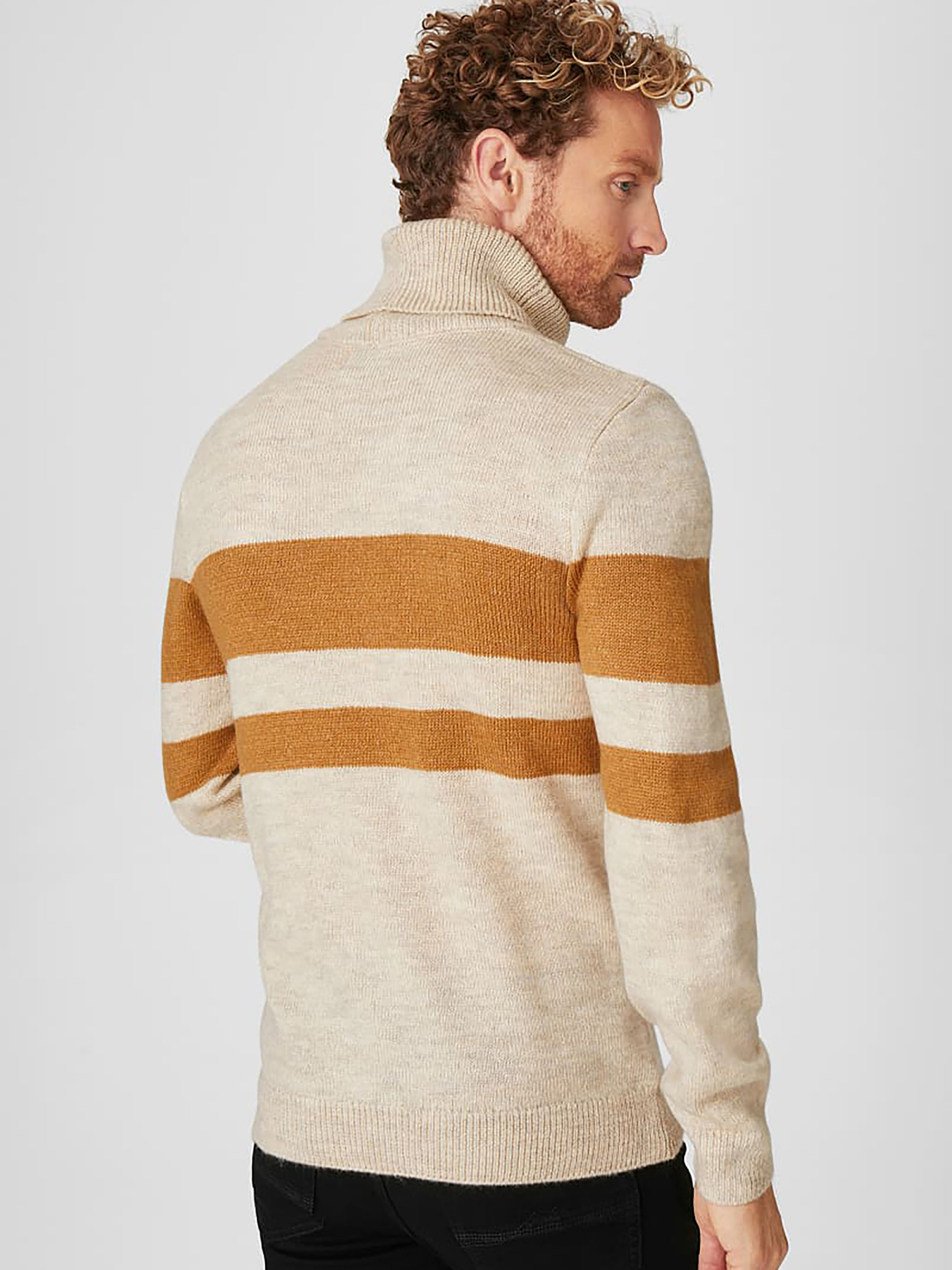 Свитер C&A модель 62600 Фото