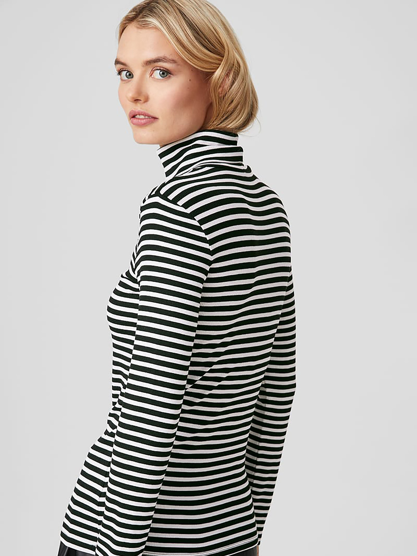 Водолазка C&A модель 62511 Фото