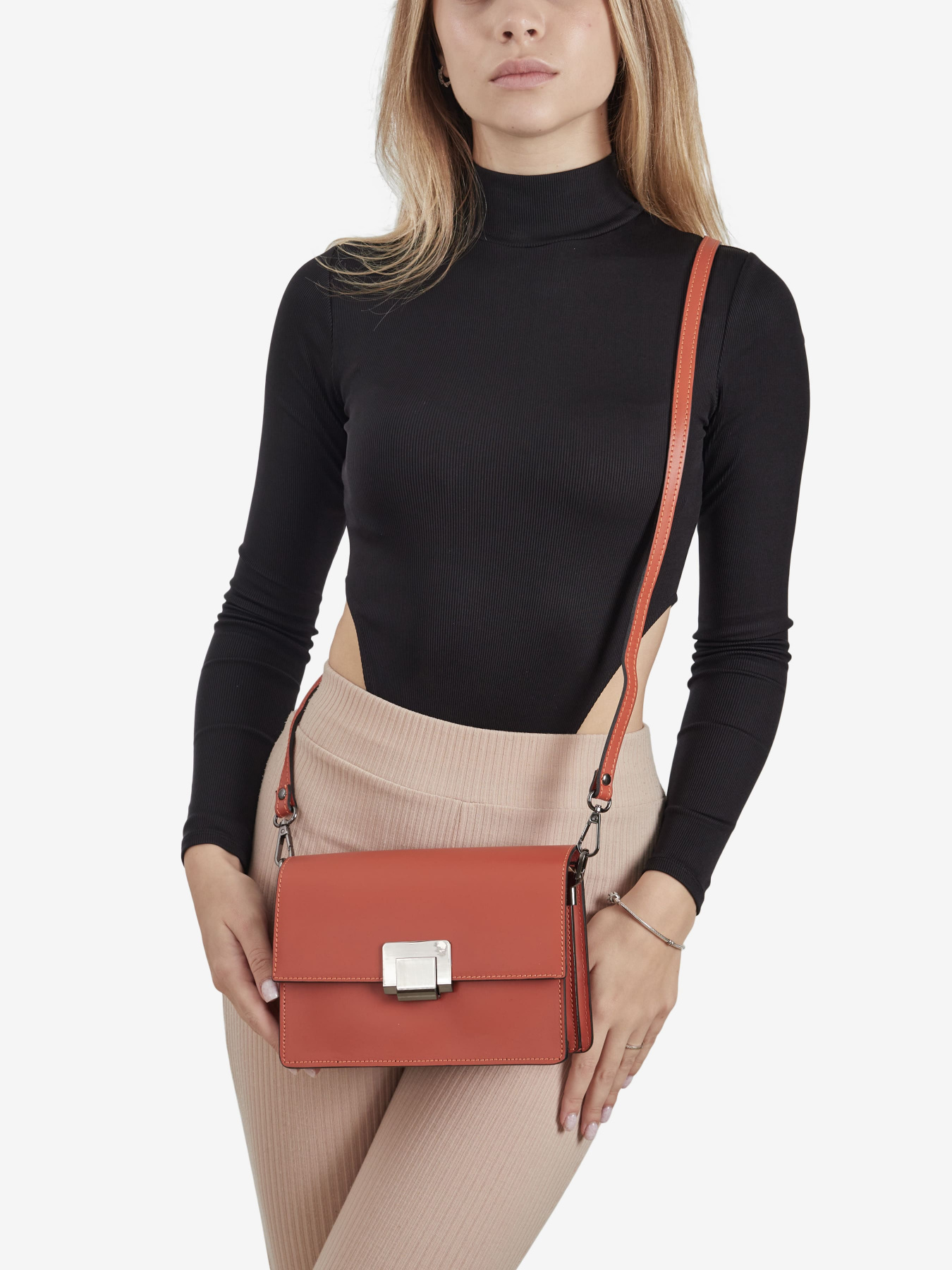 Кросс-боди Regina Notte модель 2000000175997 Фото