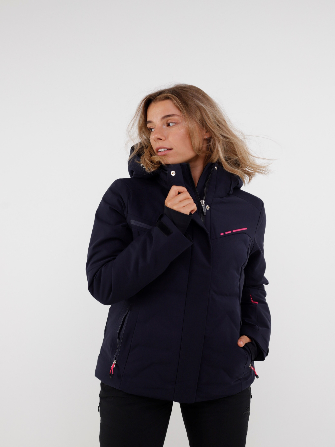 Аутдор та гірськолижна куртка AVECS модель 70485-23 Фото