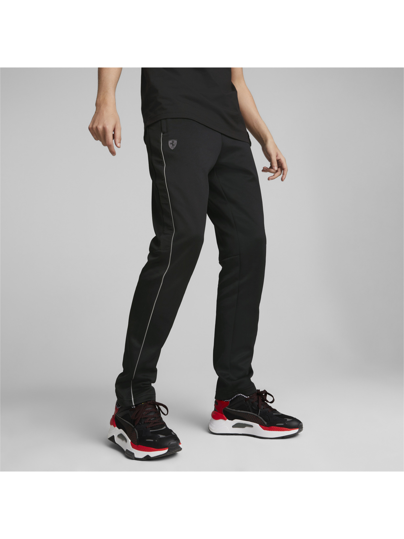 Штаны спортивные PUMA Ferrari Style Mt7 Track Pant модель 535778 Фото