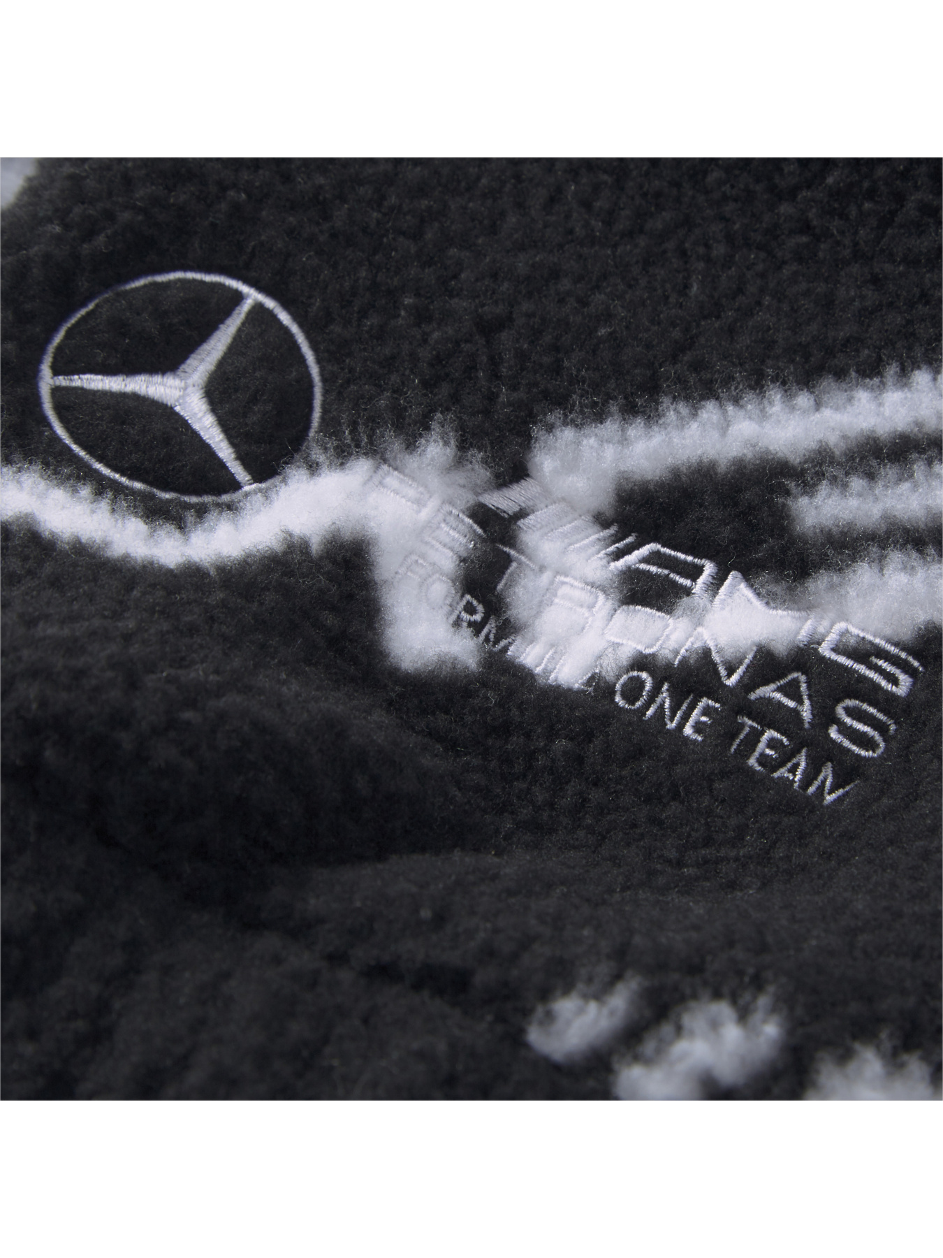 Демісезонна куртка PUMA модель 534896 Фото