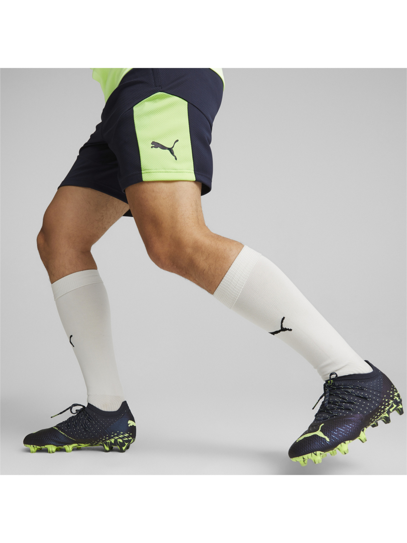 Шорты спортивные PUMA модель 658042 Фото