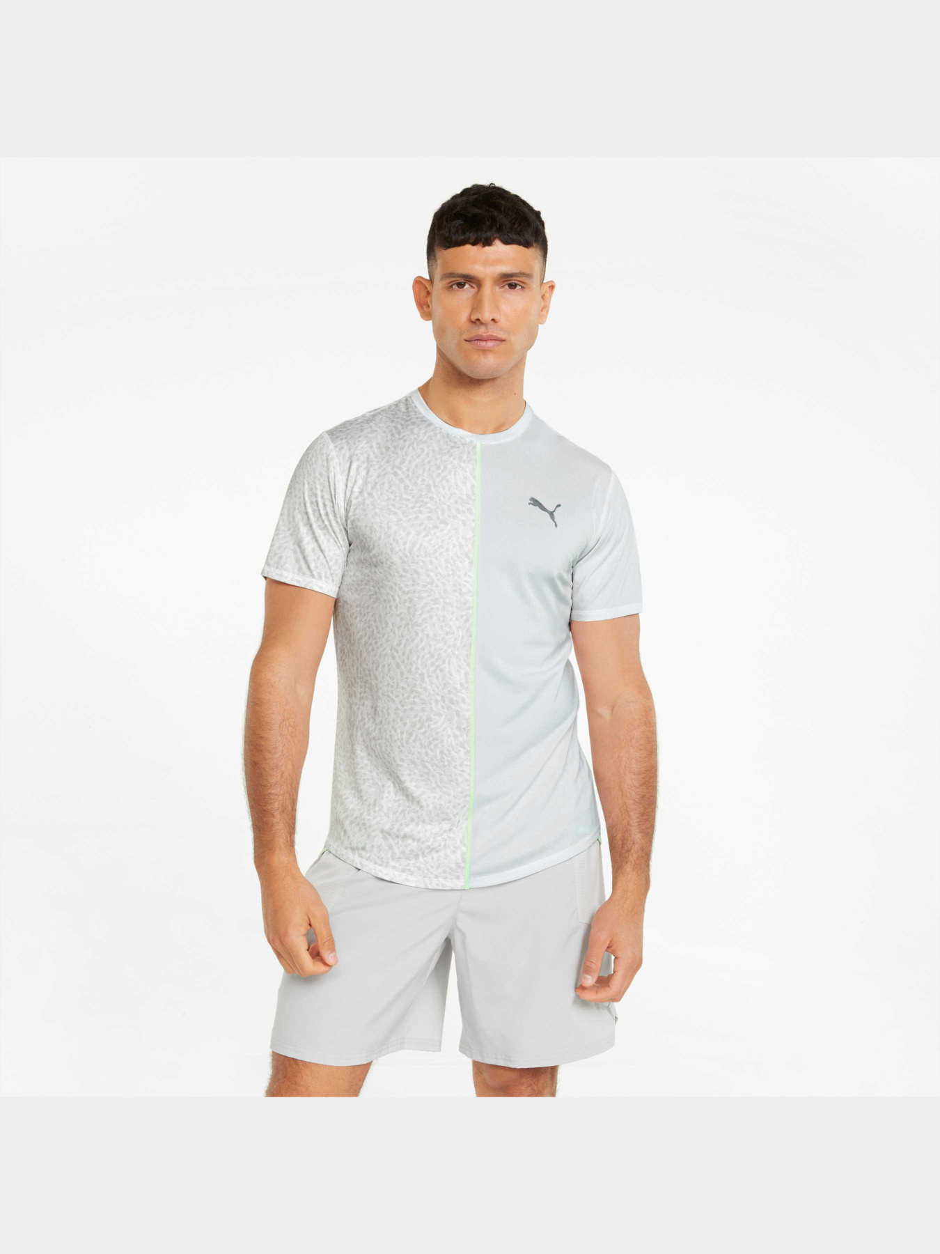 Футболка спортивна PUMA Run Graphic Ss Tee M модель 521402 Футболка спортивна PUMA Run Graphic Ss Tee M модель 521402 Фото