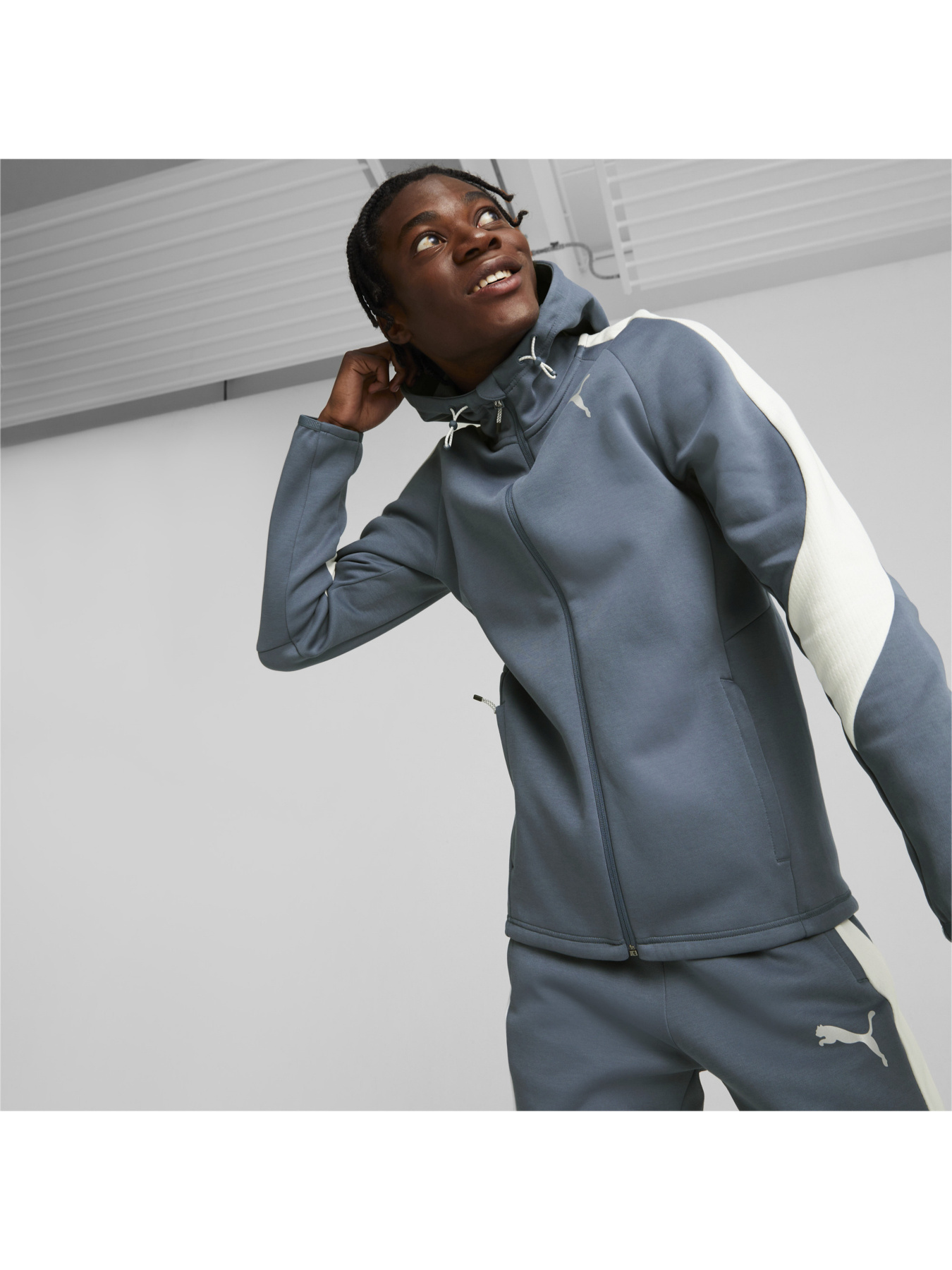 Спортивна кофта PUMA модель 849915 Фото