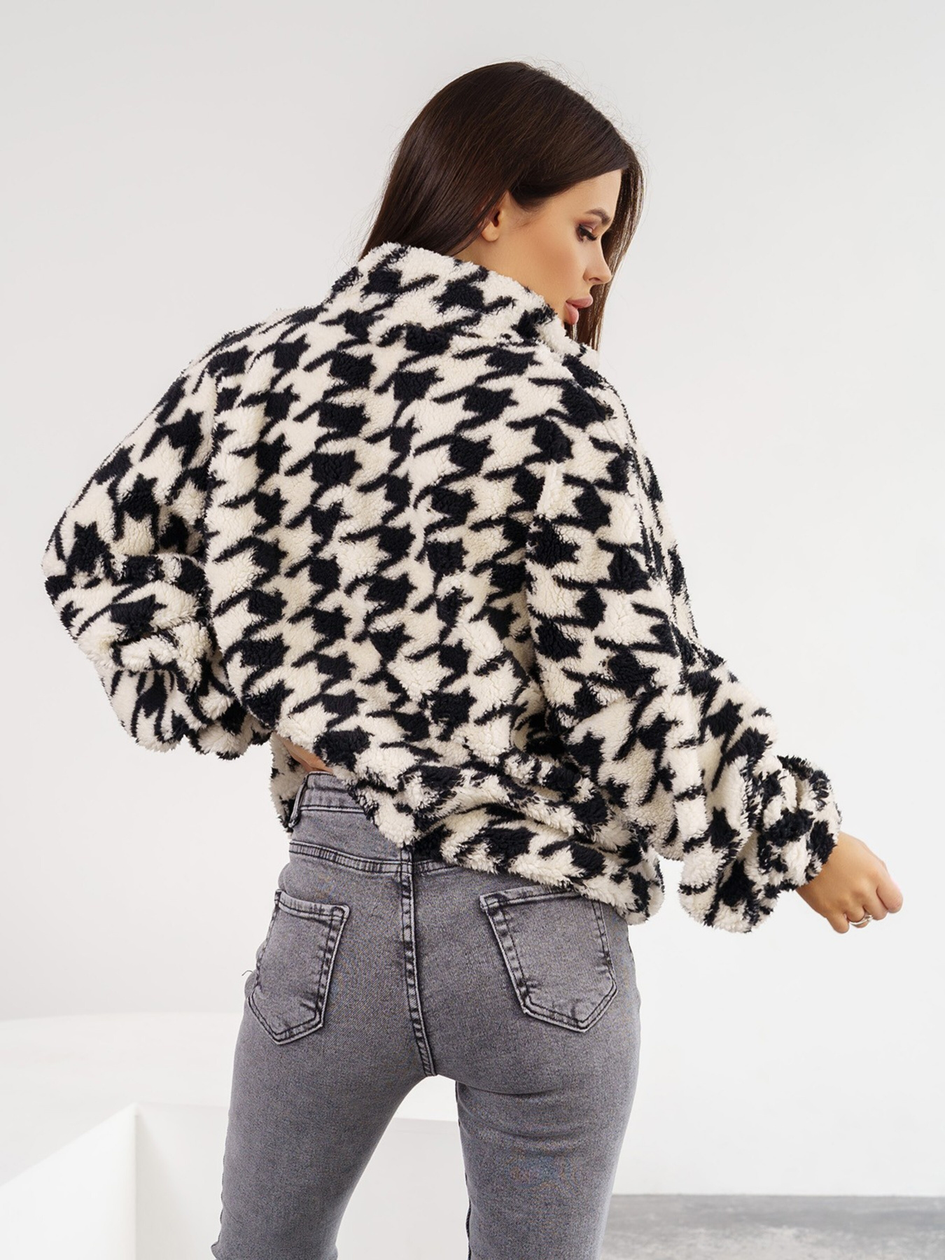 Кофта ISSA Plus модель 13578_blackwhite Фото