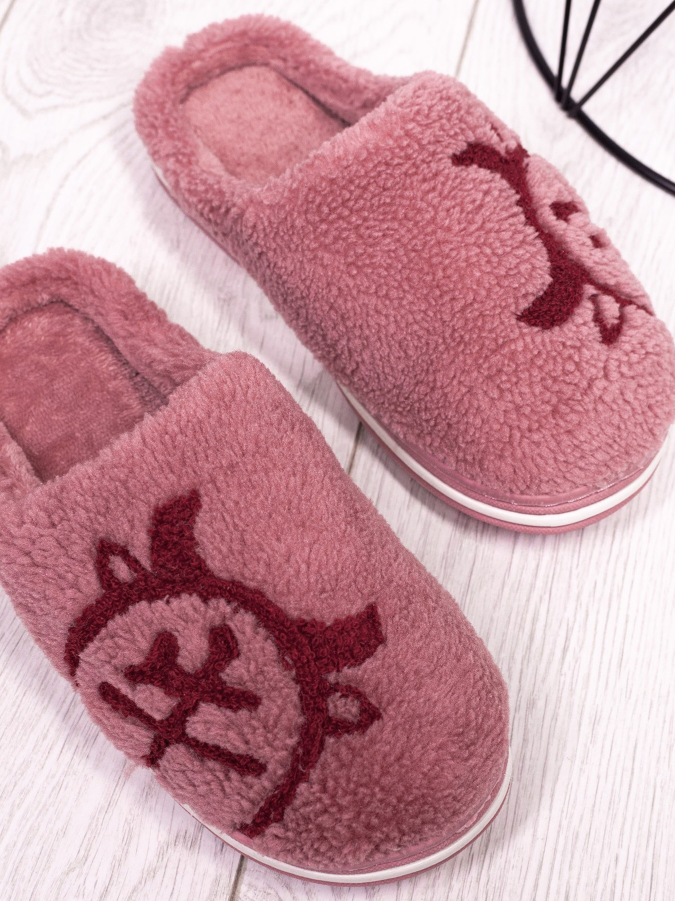 Тапки ISSA Plus модель OB3-07_darkpink Тапки ISSA Plus модель OB3-07_darkpink Фото