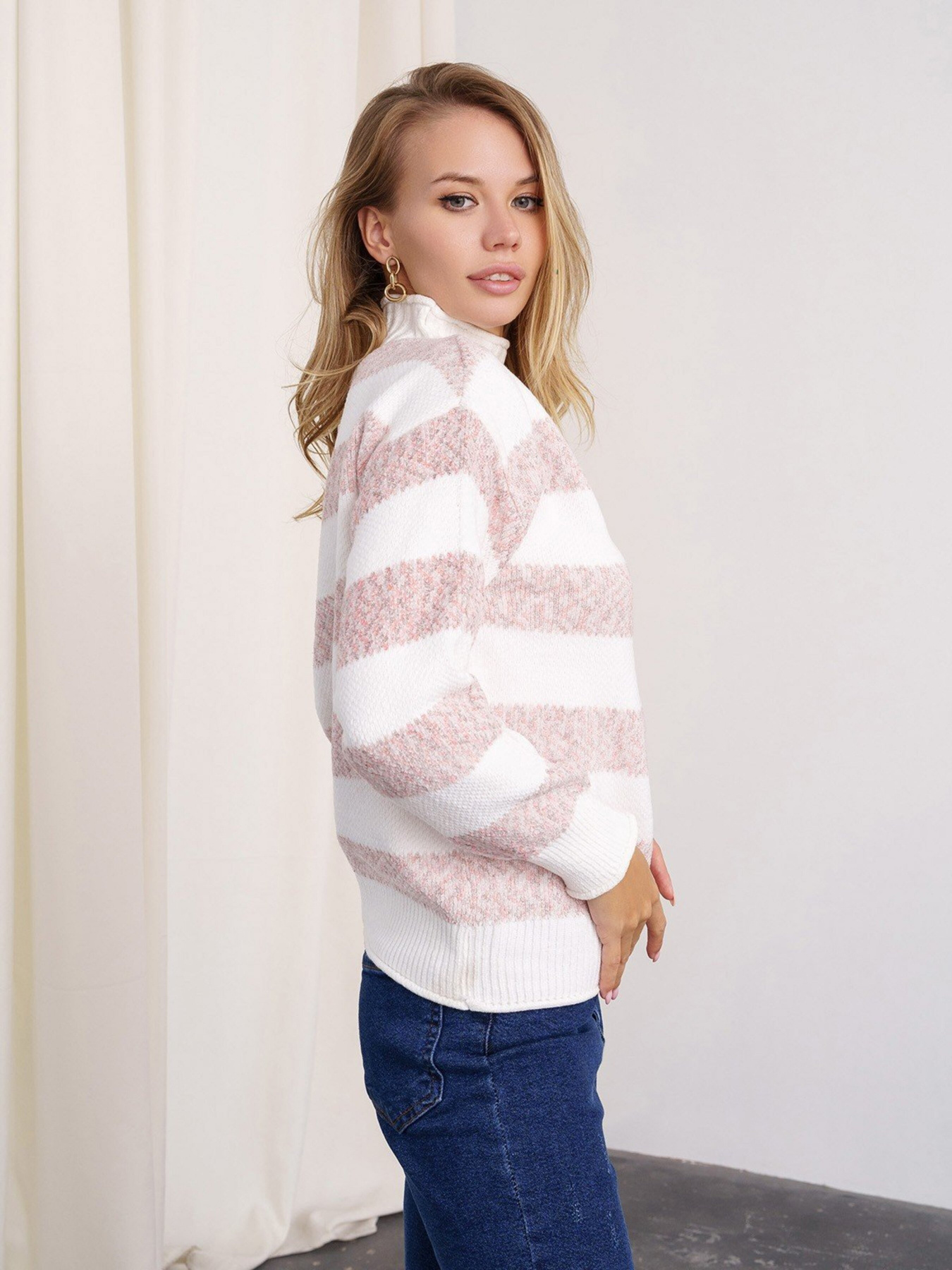 Свитер ISSA Plus модель WN20-331_whitepink Фото