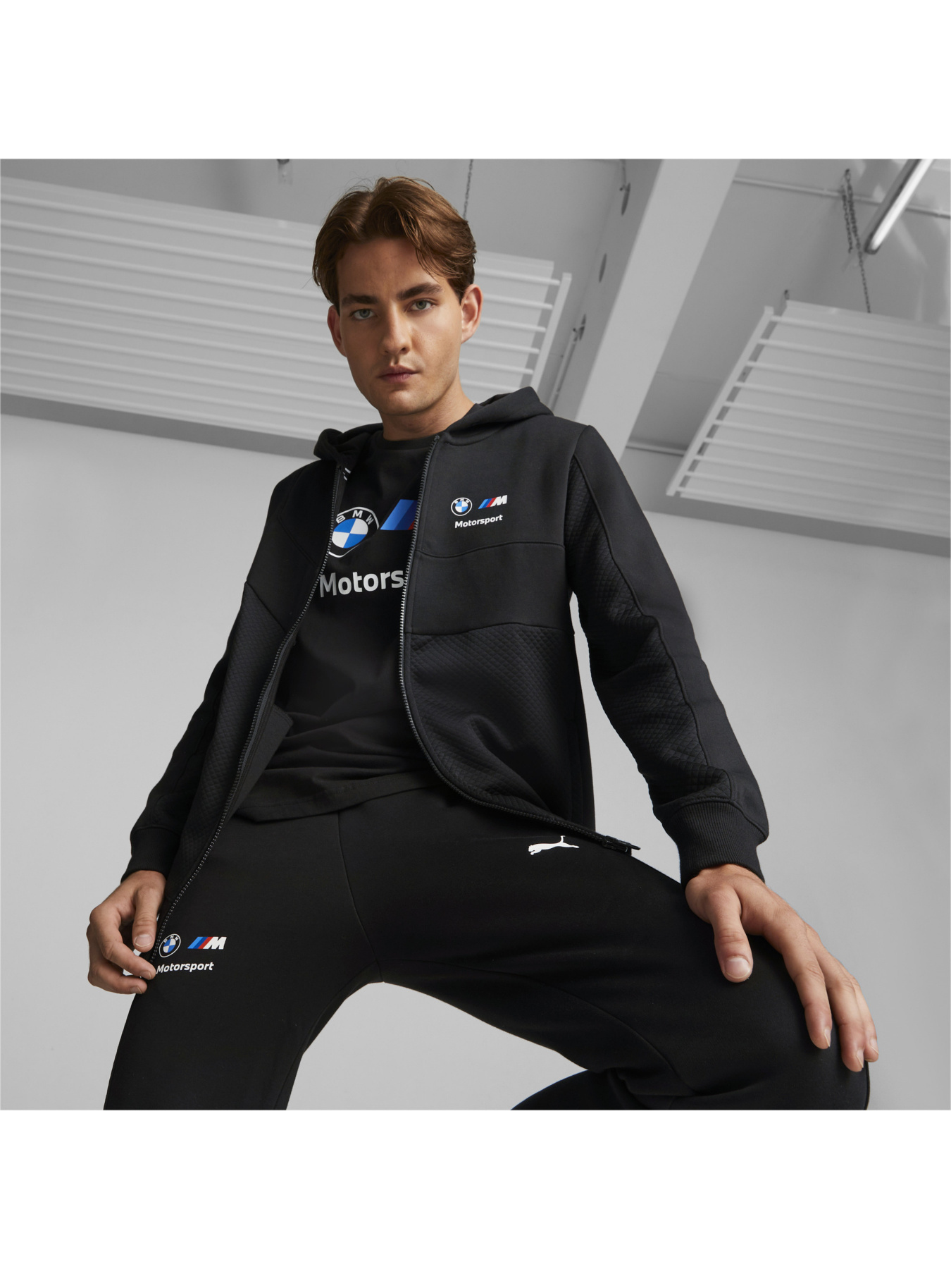 Кофта PUMA Bmw Mms Hdd Sweat Jacket модель 535864 Кофта PUMA Bmw Mms Hdd Sweat Jacket модель 535864 Фото