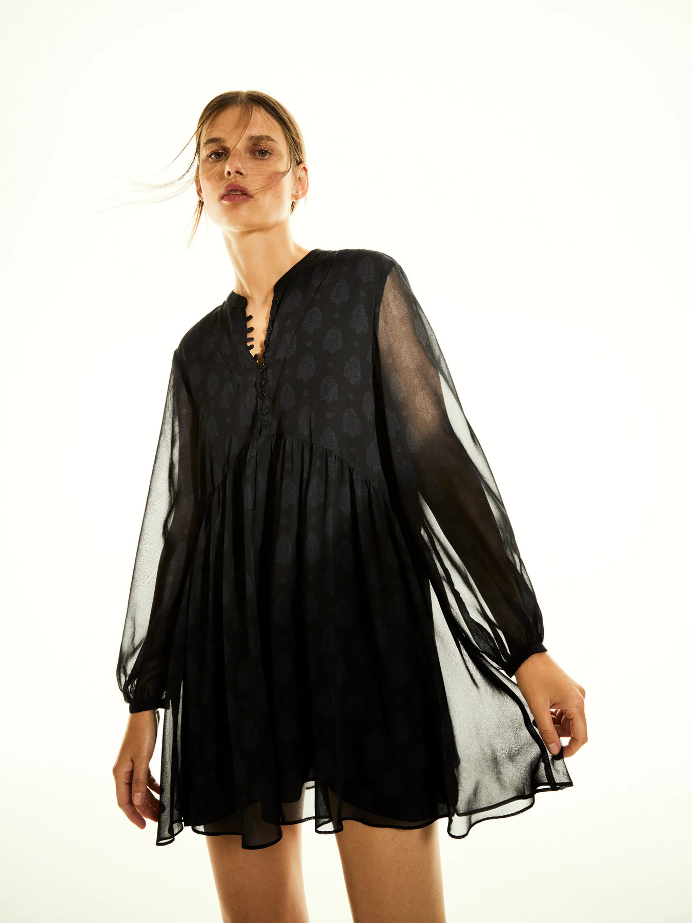 Платье мини ZARA модель 65173 Фото