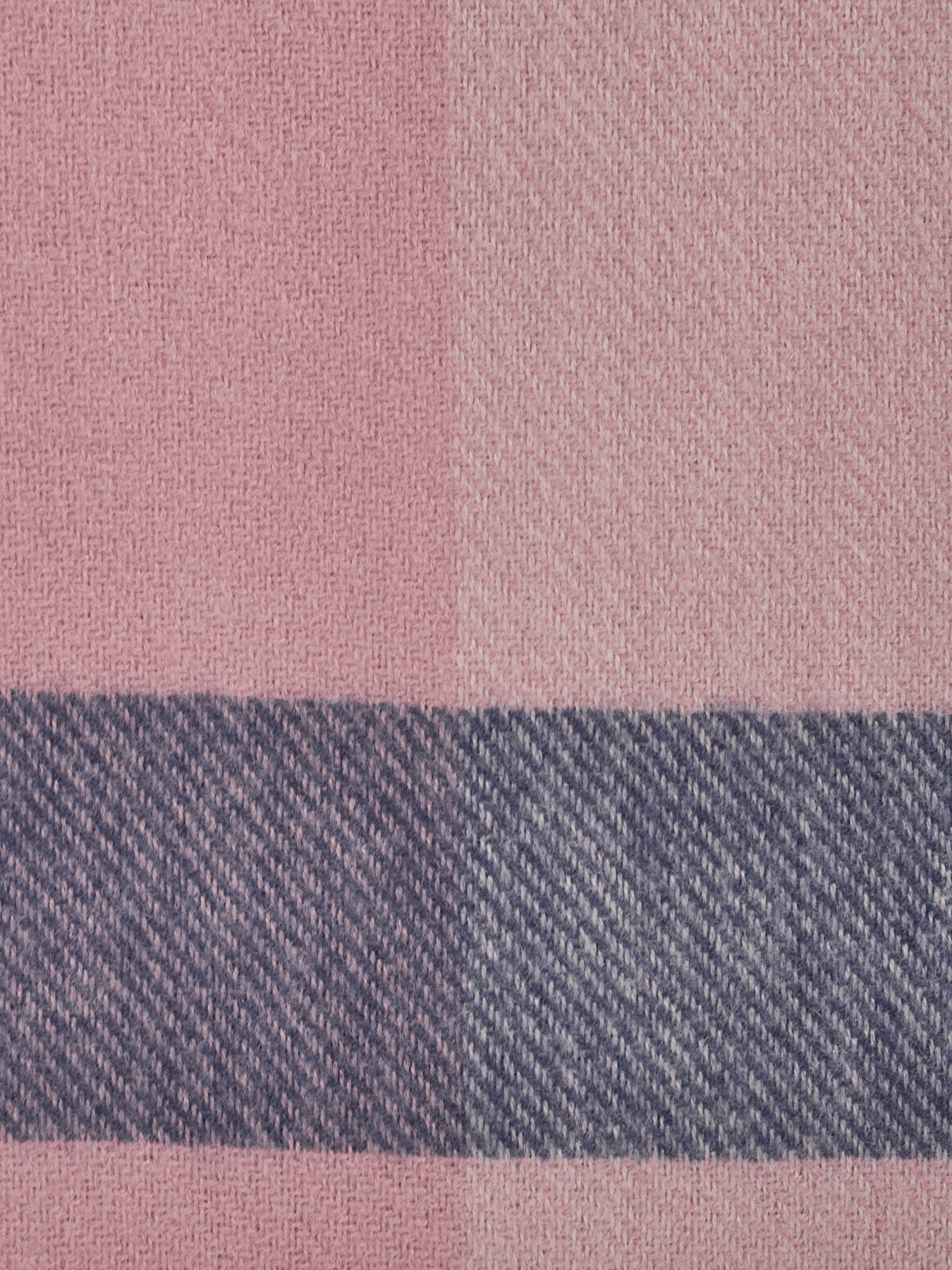 Шарф Regina Notte модель 4000000150482 Фото