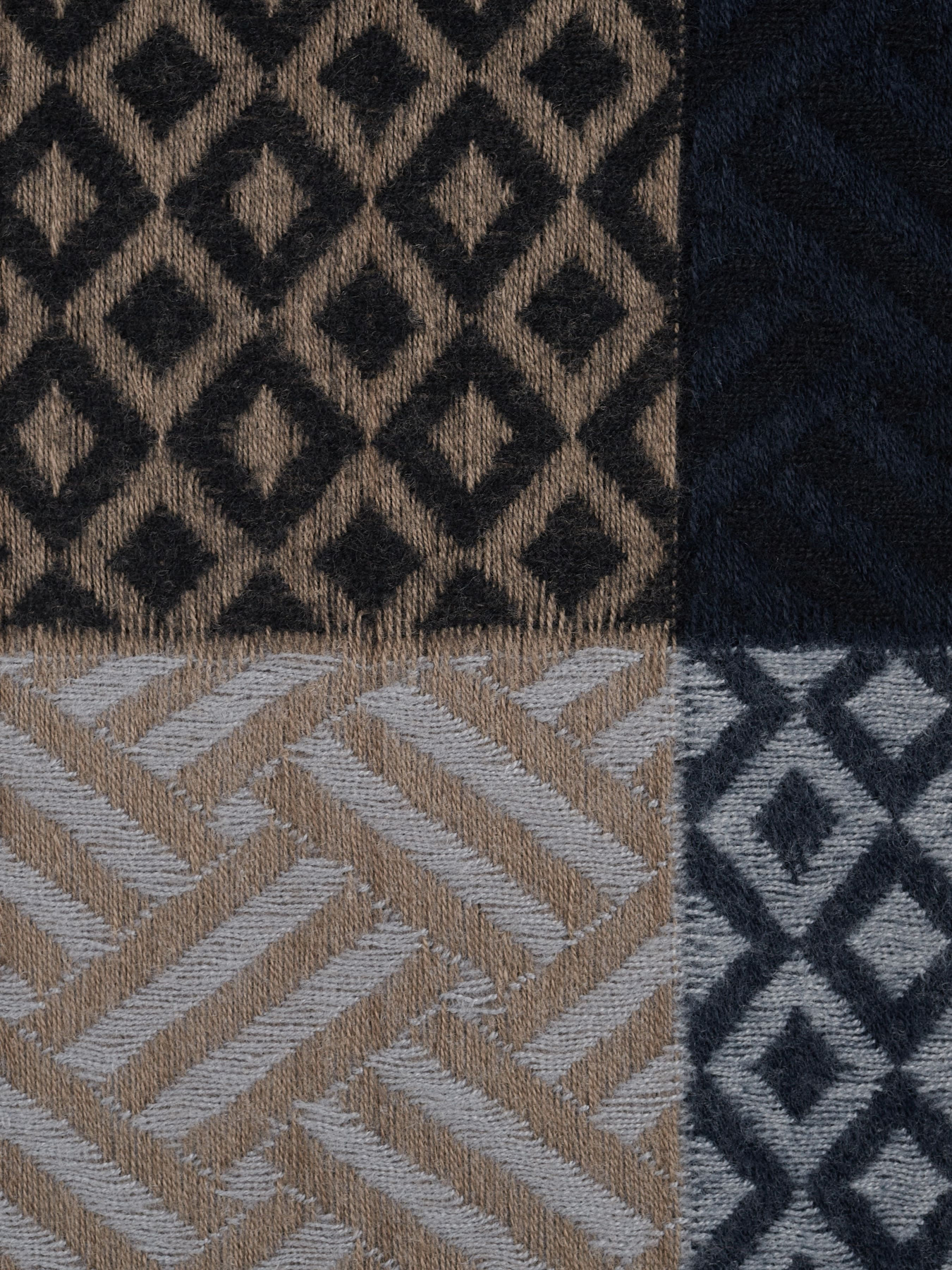 Шарф Regina Notte модель 4000000161952 Фото