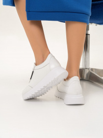 Кросівки повсякденні ISSA Plus модель OB2-150_white Кросівки повсякденні ISSA Plus модель OB2-150_white Фото