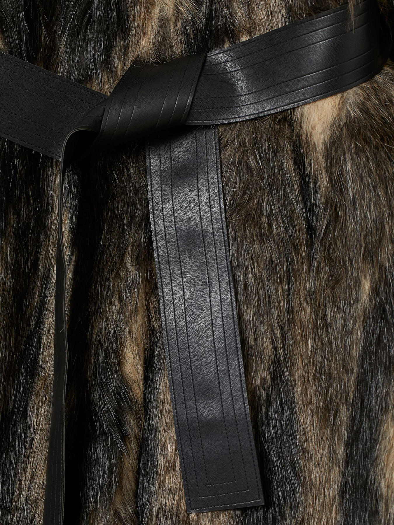 Шуба H&M модель 62828 Шуба H&M модель 62828 Фото