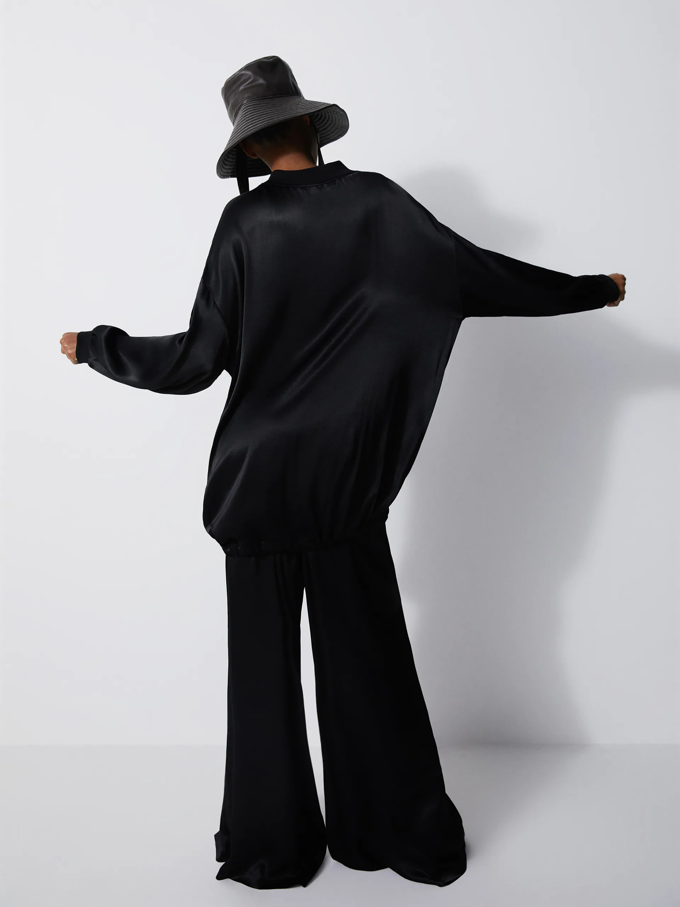 Блуза ZARA модель 65343 Блуза ZARA модель 65343 Фото