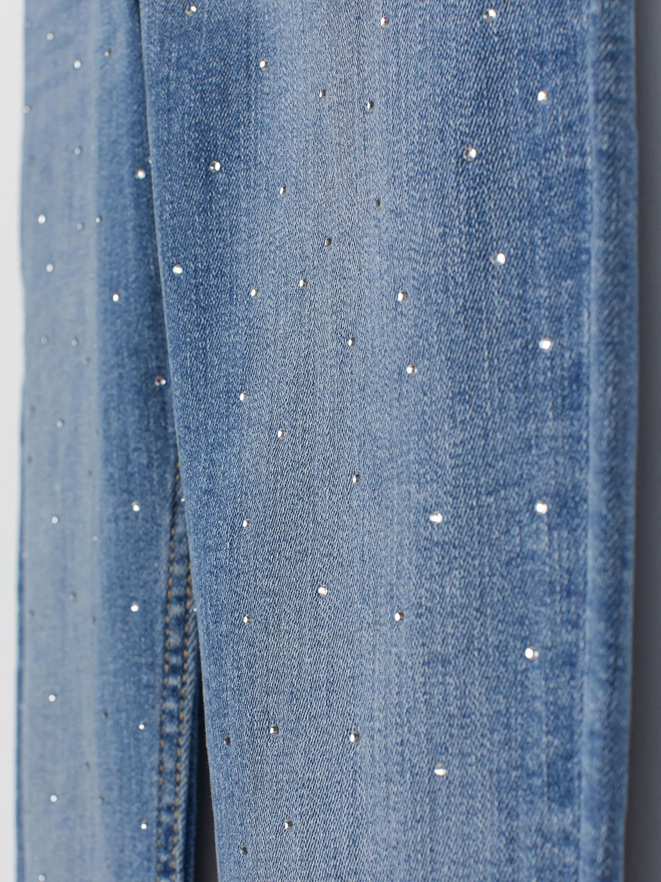 Зауженные джинсы H&M модель 63038 Фото