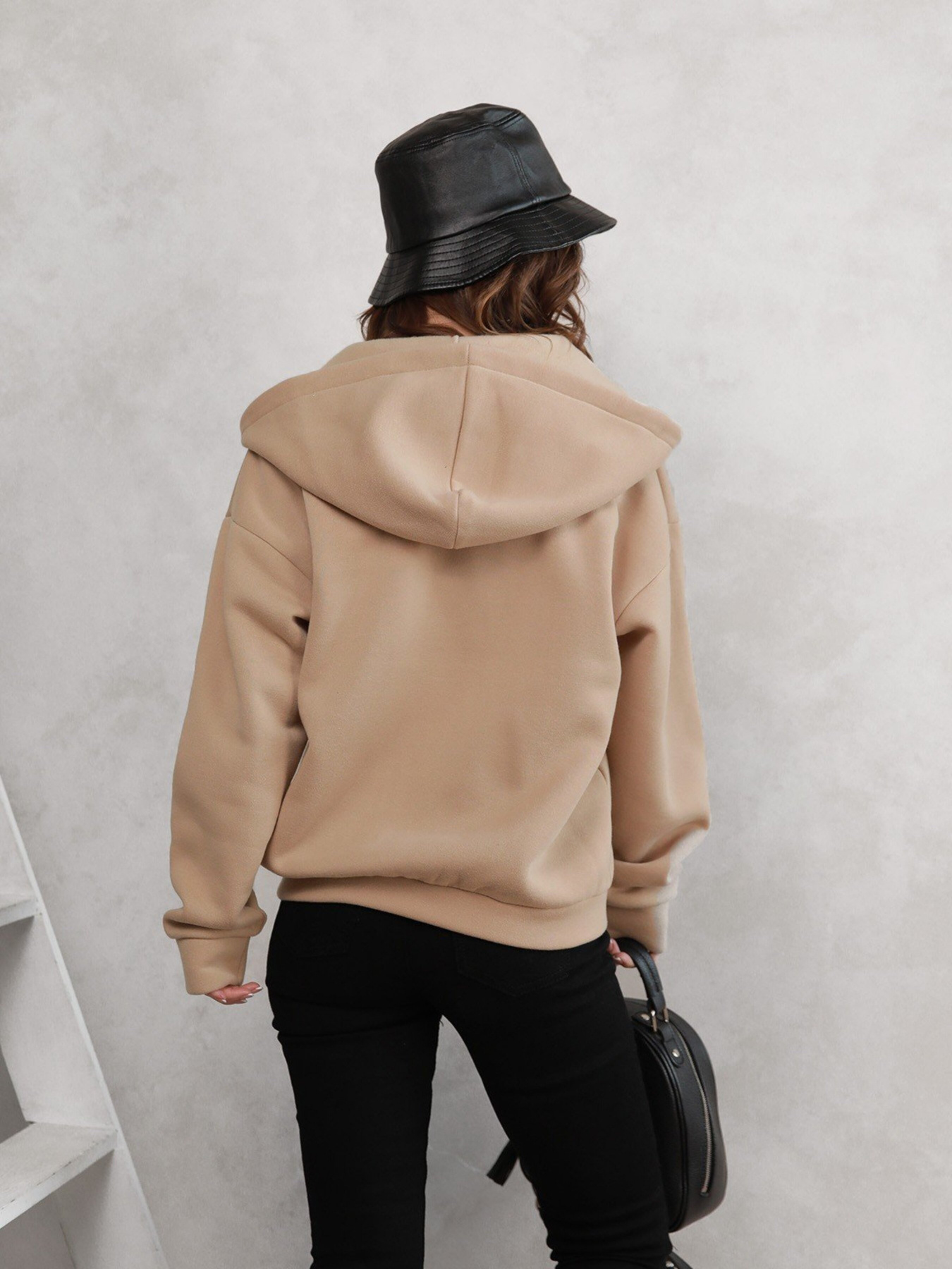 Худи ISSA Plus модель 12294_beige Худи ISSA Plus модель 12294_beige Фото