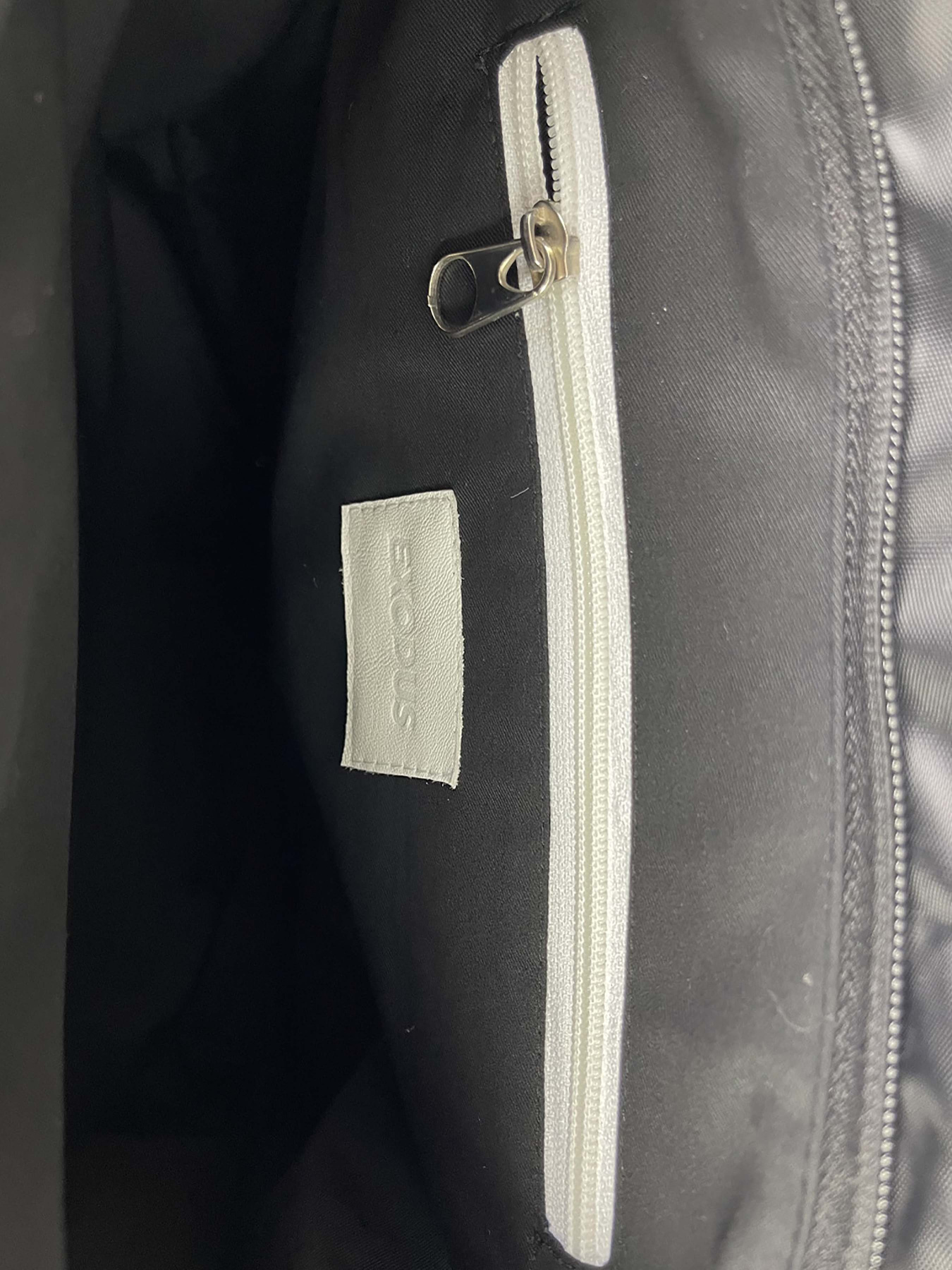 Мессенджер Exodus модель PT2902EX013Black Фото