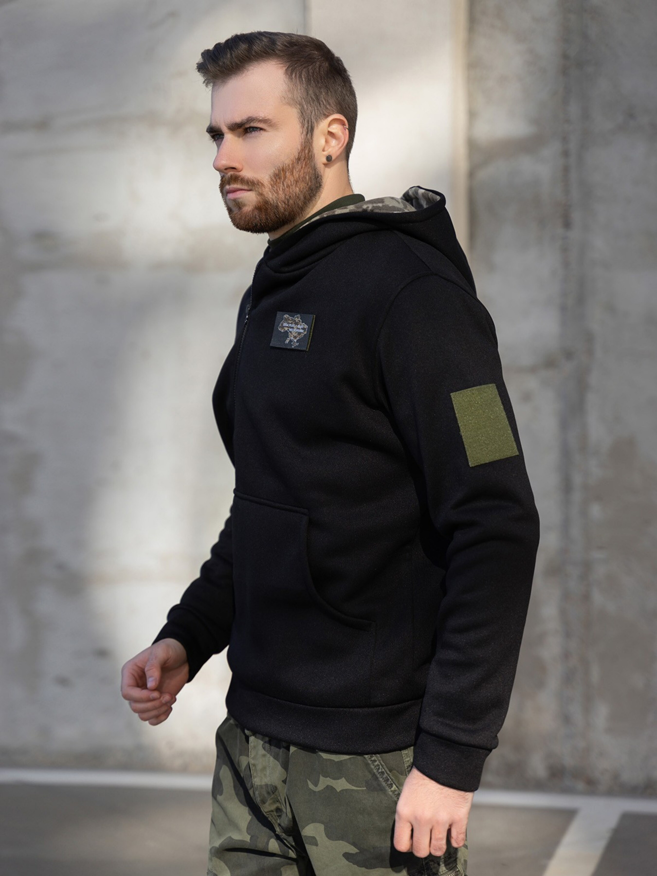 Худи ISSA Plus модель GN-487_black Худи ISSA Plus модель GN-487_black Фото