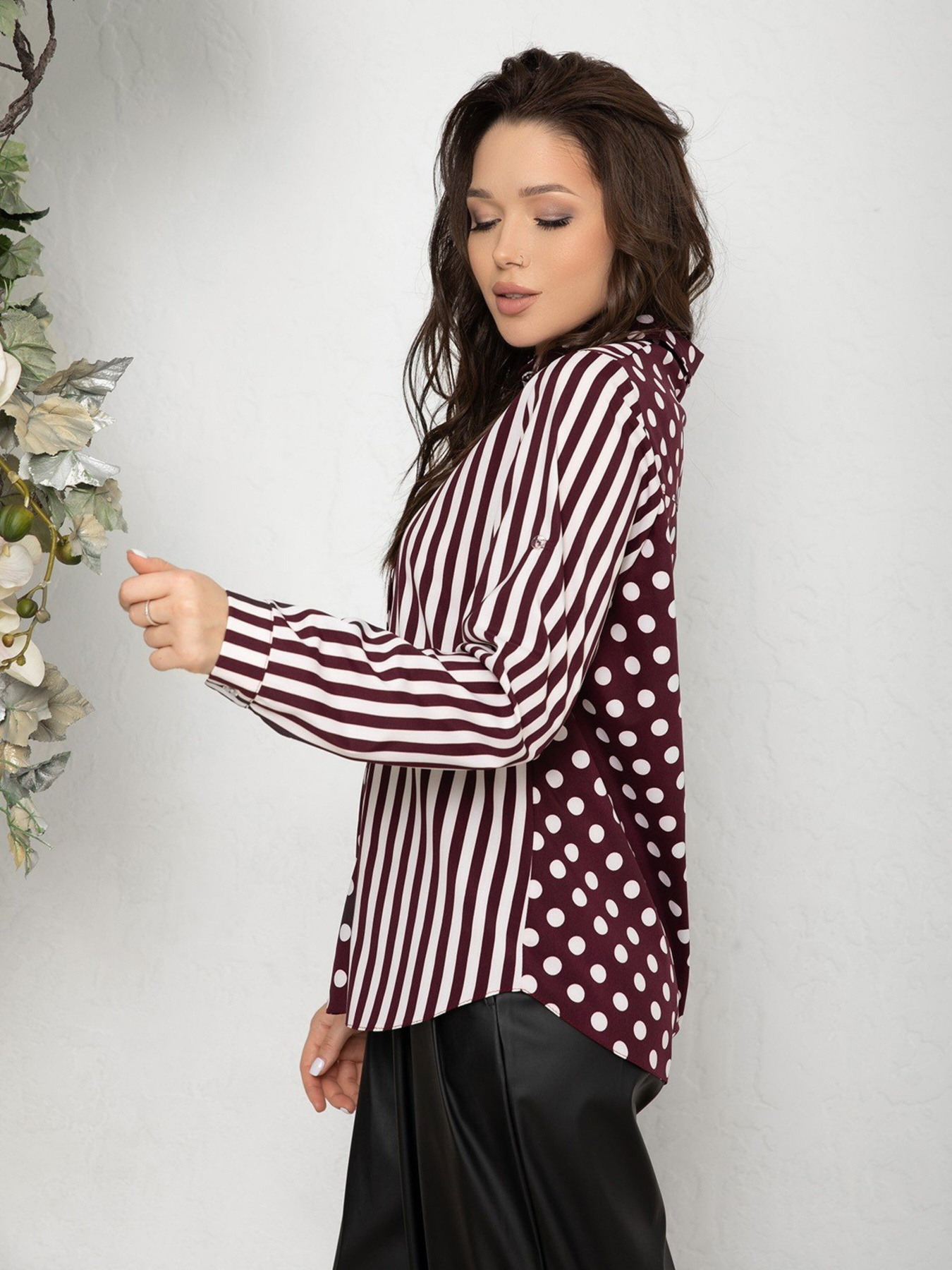 Сорочки ISSA Plus модель SA-215_burgundy Фото