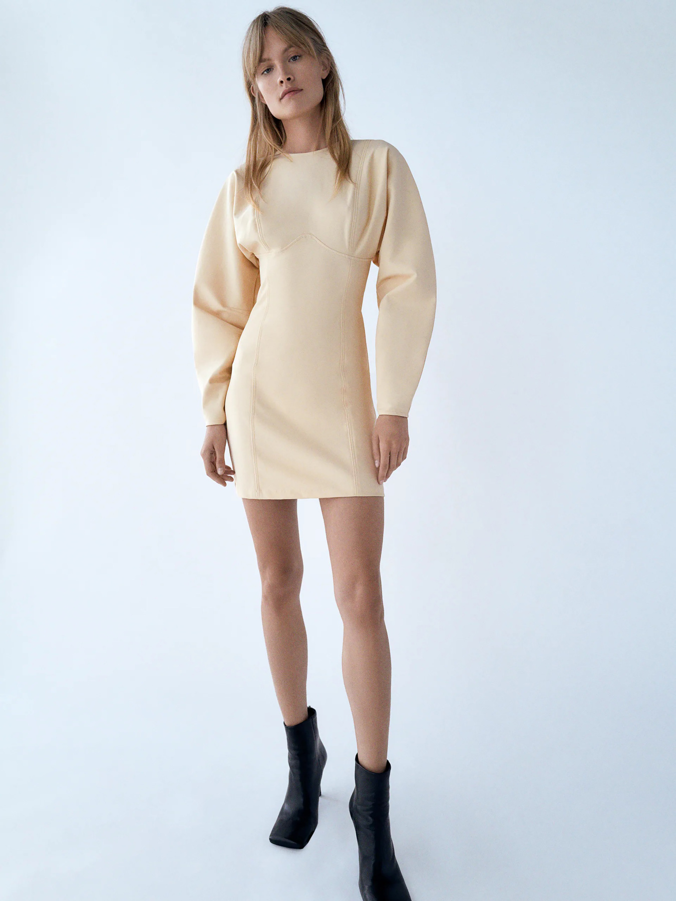 Сукня міні ZARA модель 65432 Фото