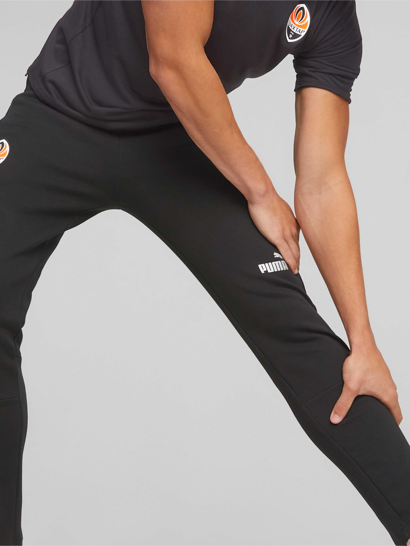 Спортивні штани PUMA Fcsd Casuals Pants модель 767253 Фото