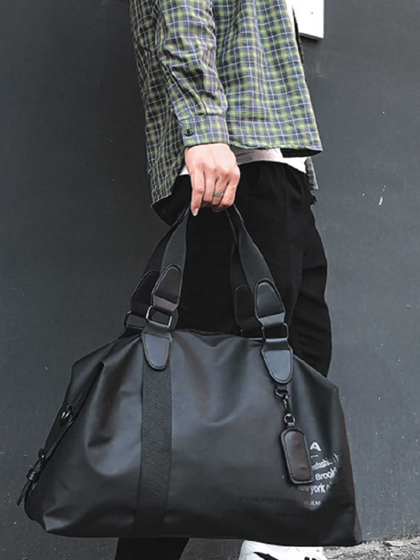 Дорожная сумка RoyalBag модель AT01-T-9901-1A Дорожная сумка RoyalBag модель AT01-T-9901-1A Фото